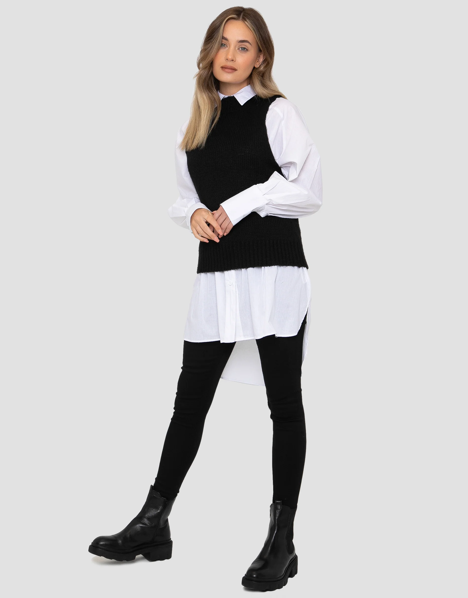 Knitted Vest in Black - Image 4