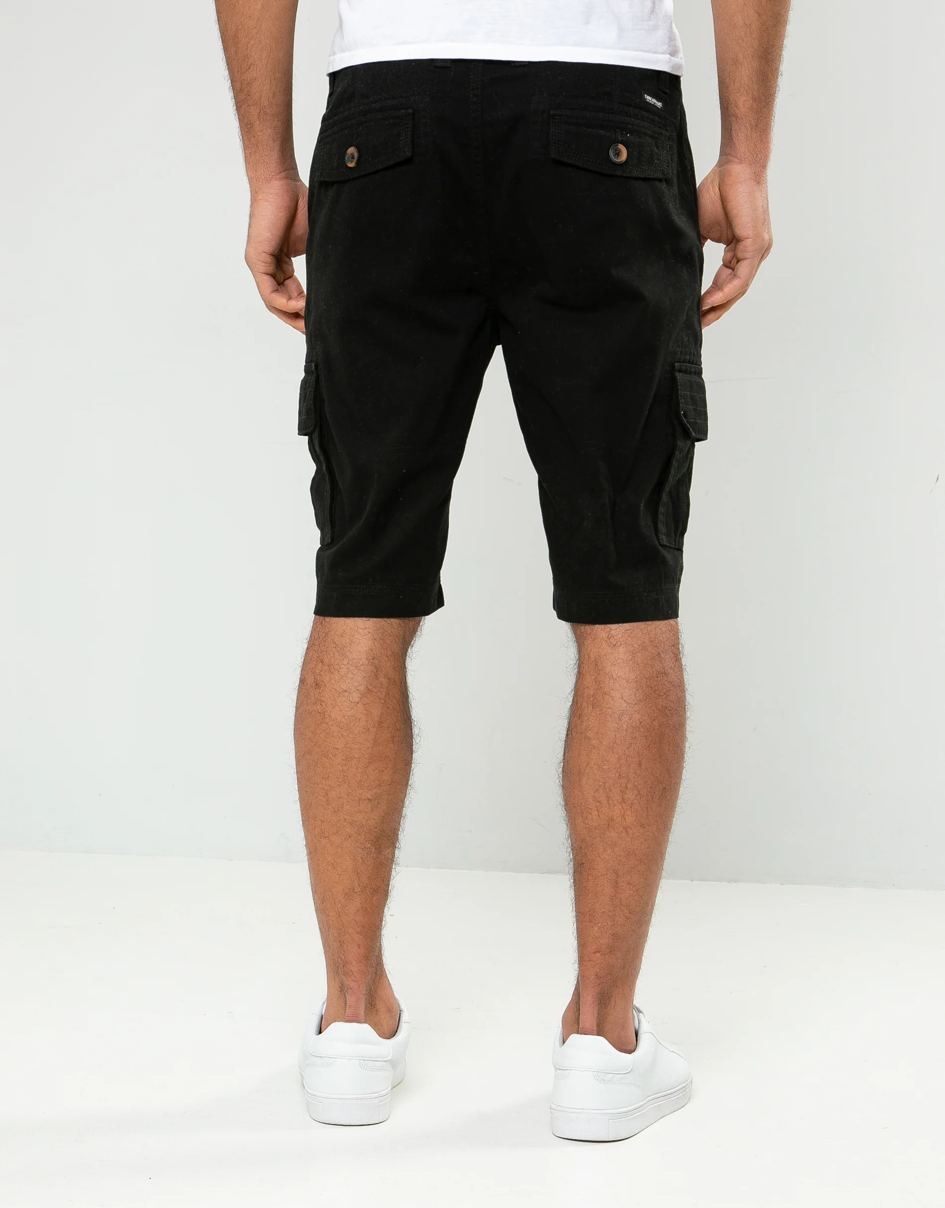 Cargo Shorts in Black - Image 3
