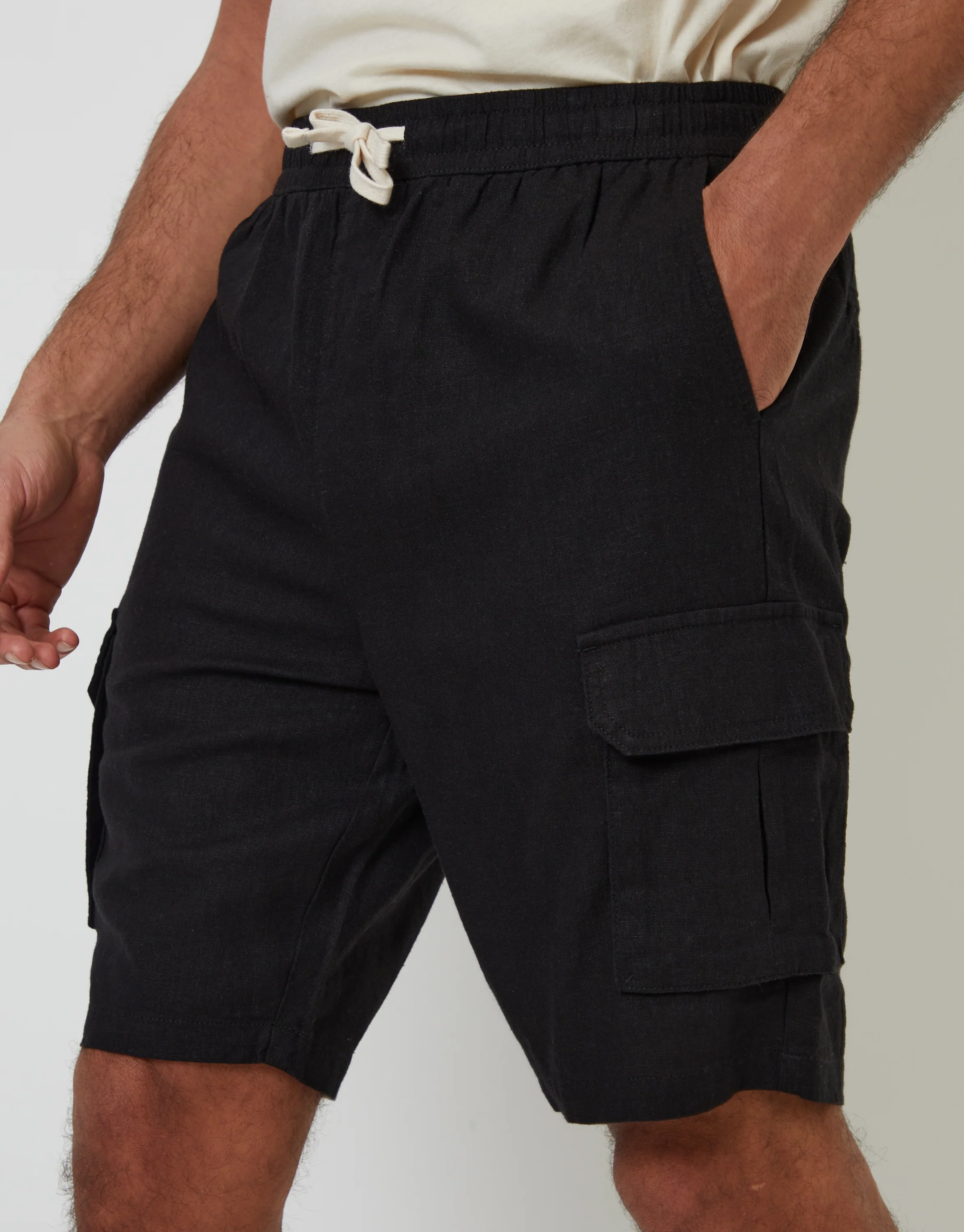 Linen Blend Cargo Shorts in Black - Image 4