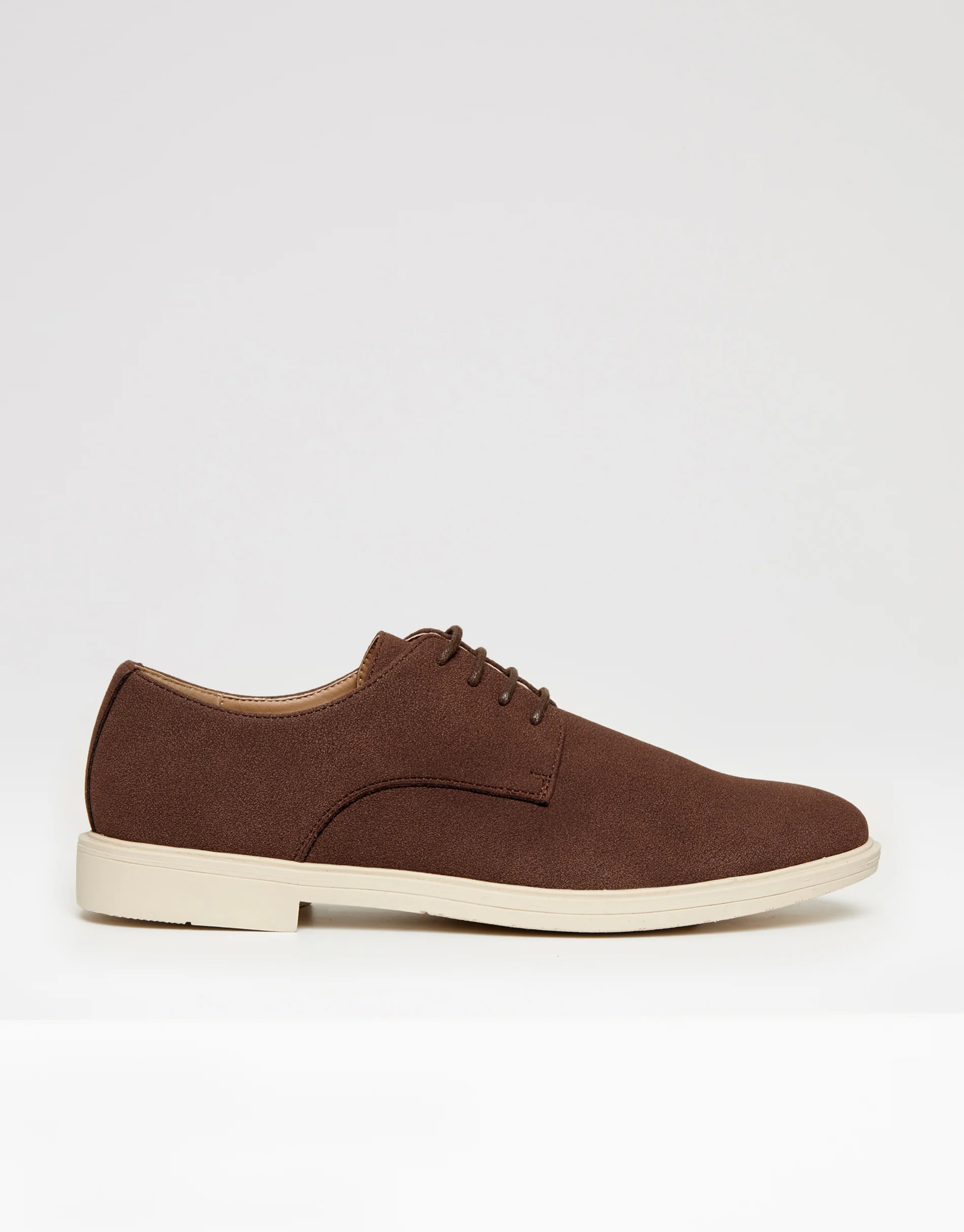 Faux Suede Desert Shoes in Brown
