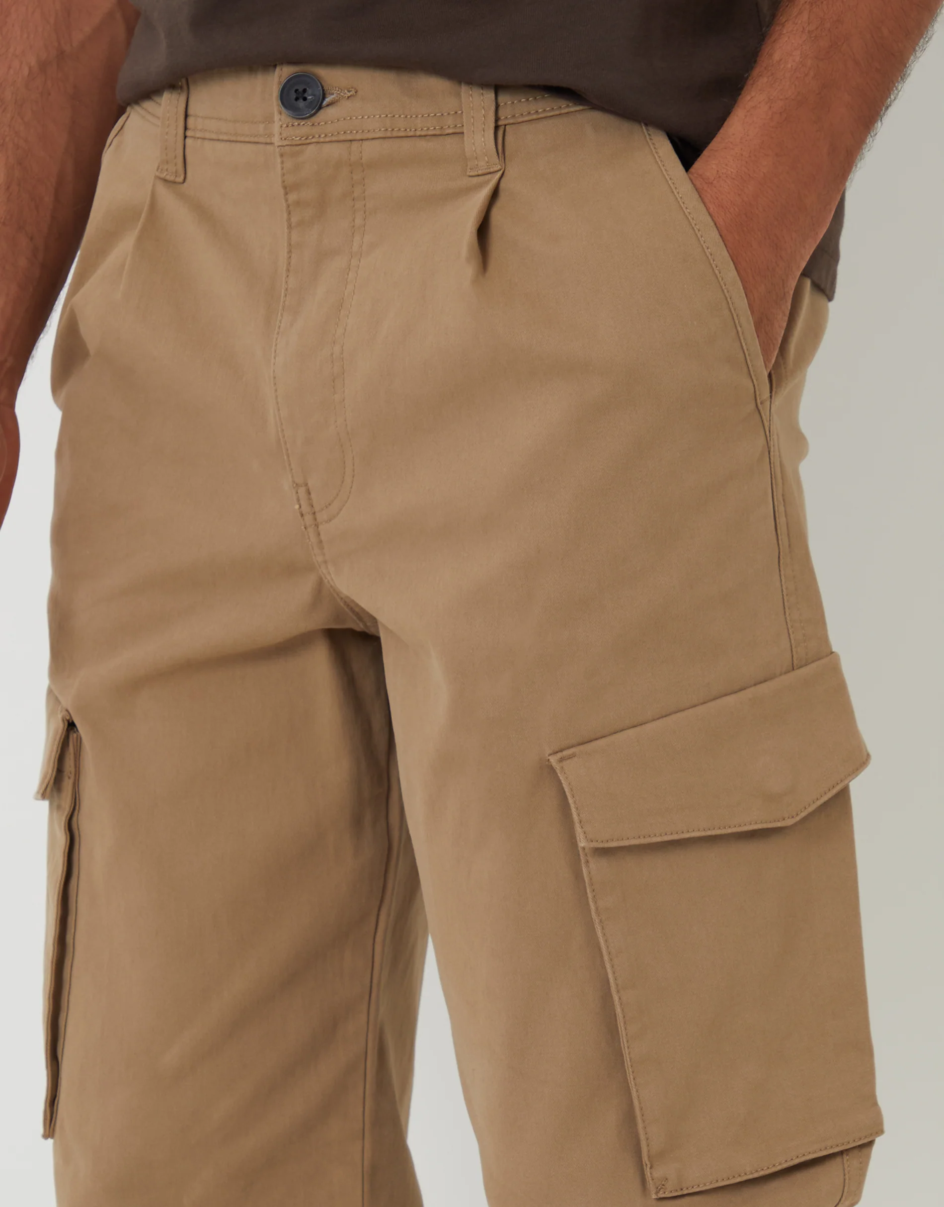Relaxed Fit Stretch Cargo Chino Trousers in Dark Stone - Image 4