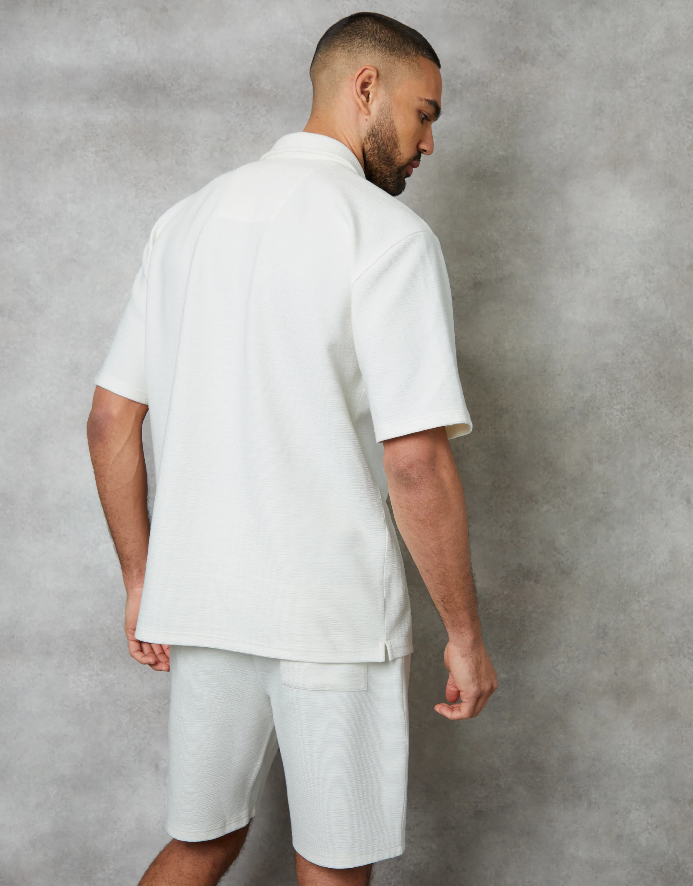 Textured Revere Collar Short Sleeve Shirt in Ecru - Image 2