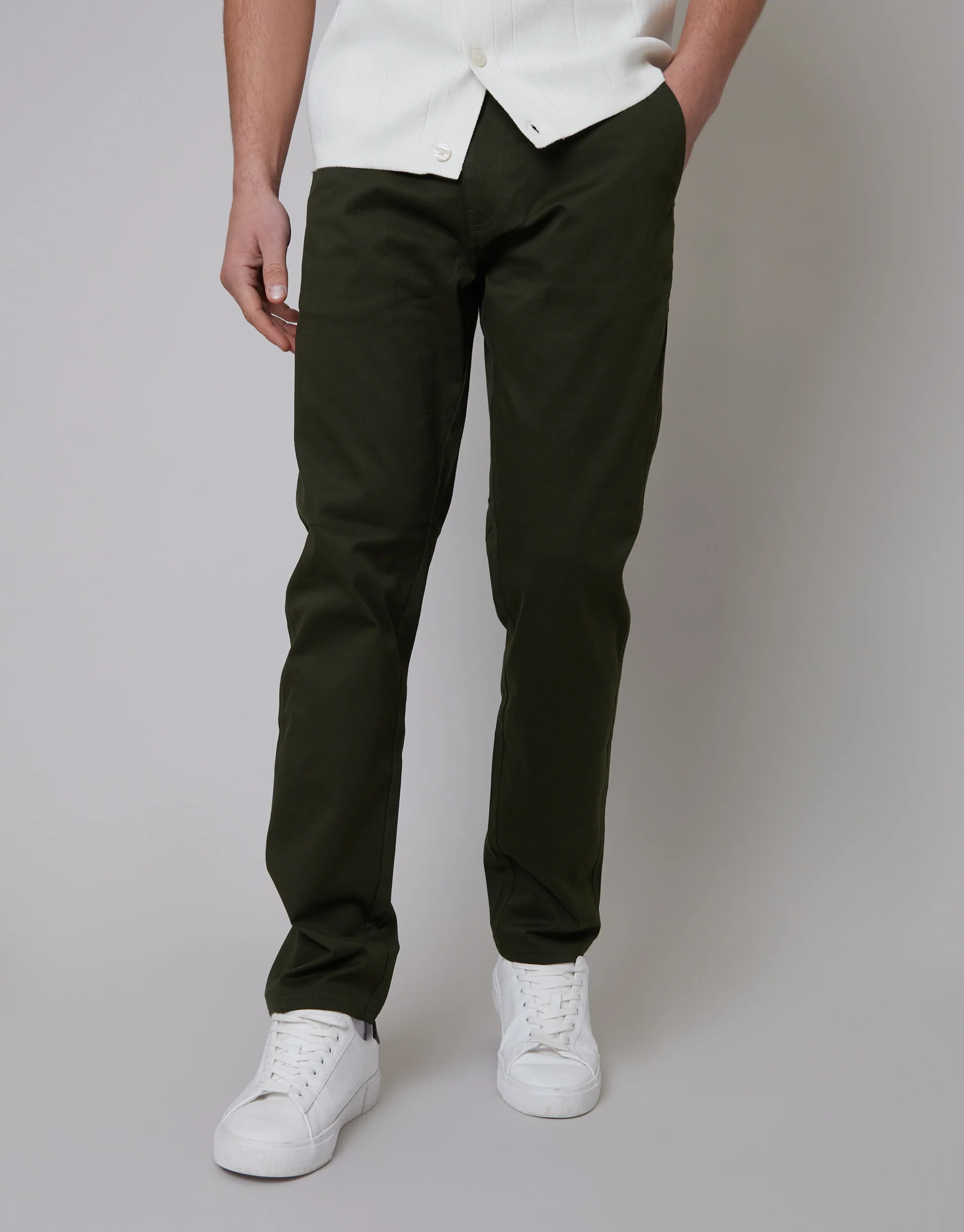 Regular Fit Chino Trousers in Forest Green - Image 2