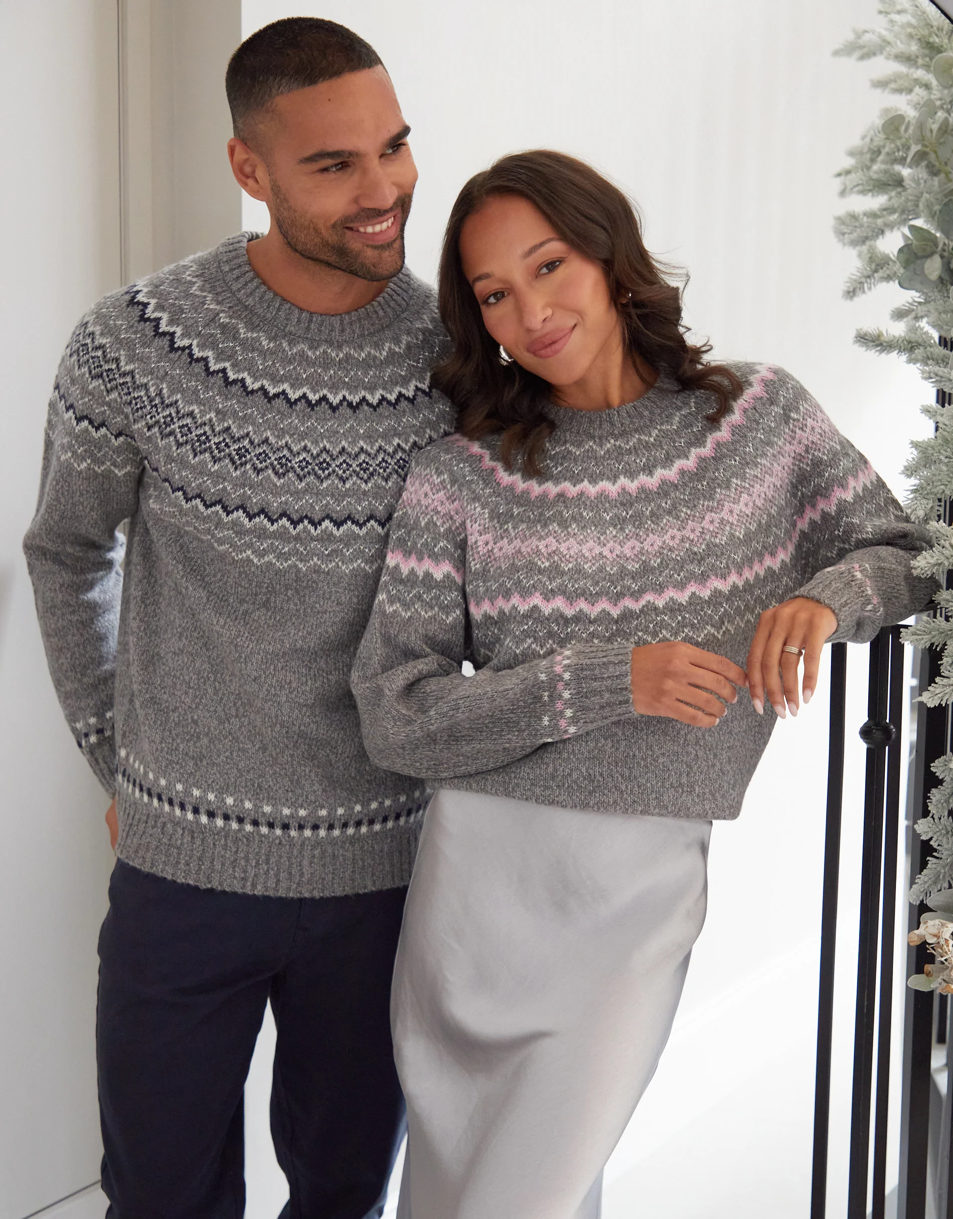 Fairisle Knitted Raglan Jumper in Grey - Image 3