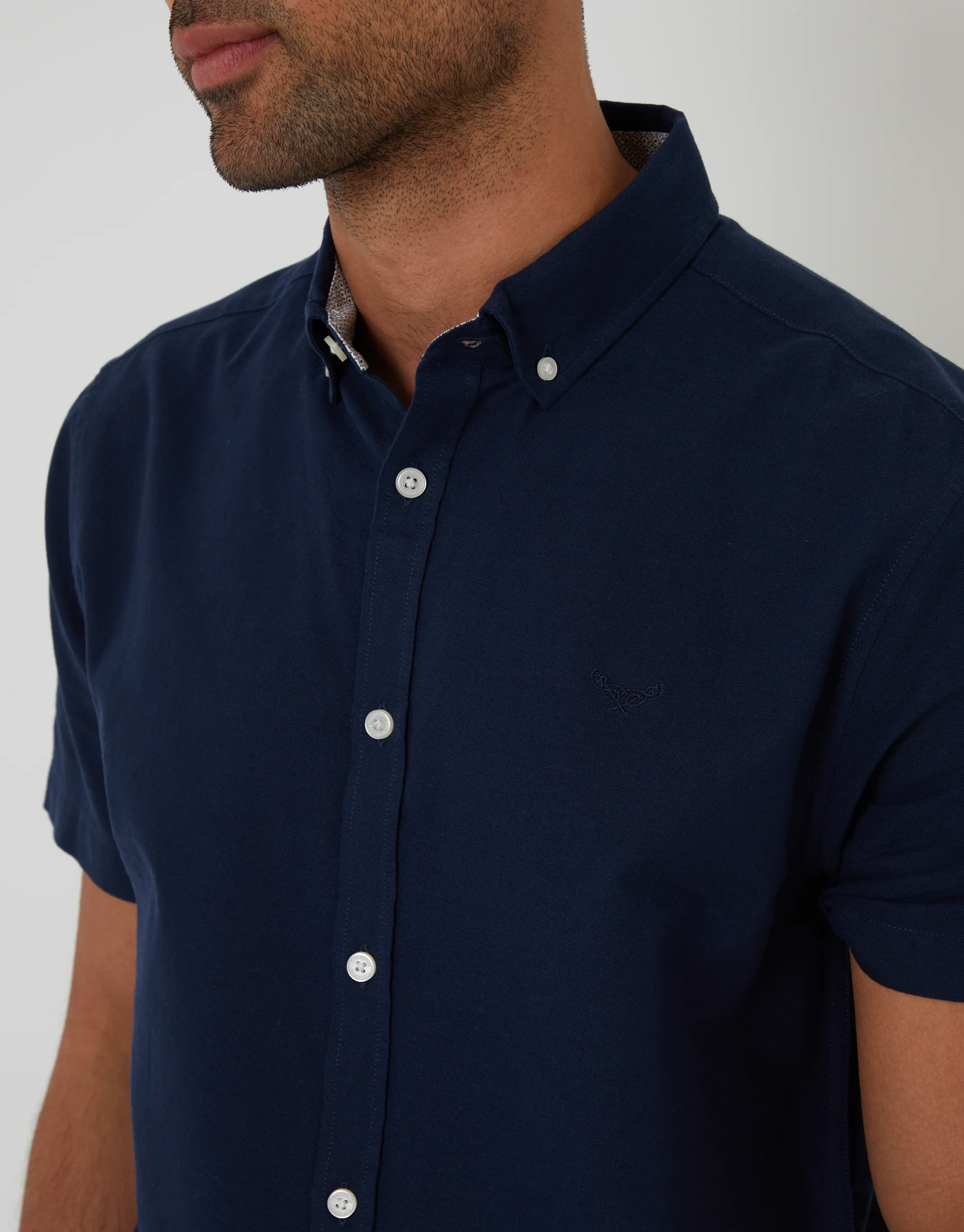 Short Sleeve Shirt in Navy - Image 4
