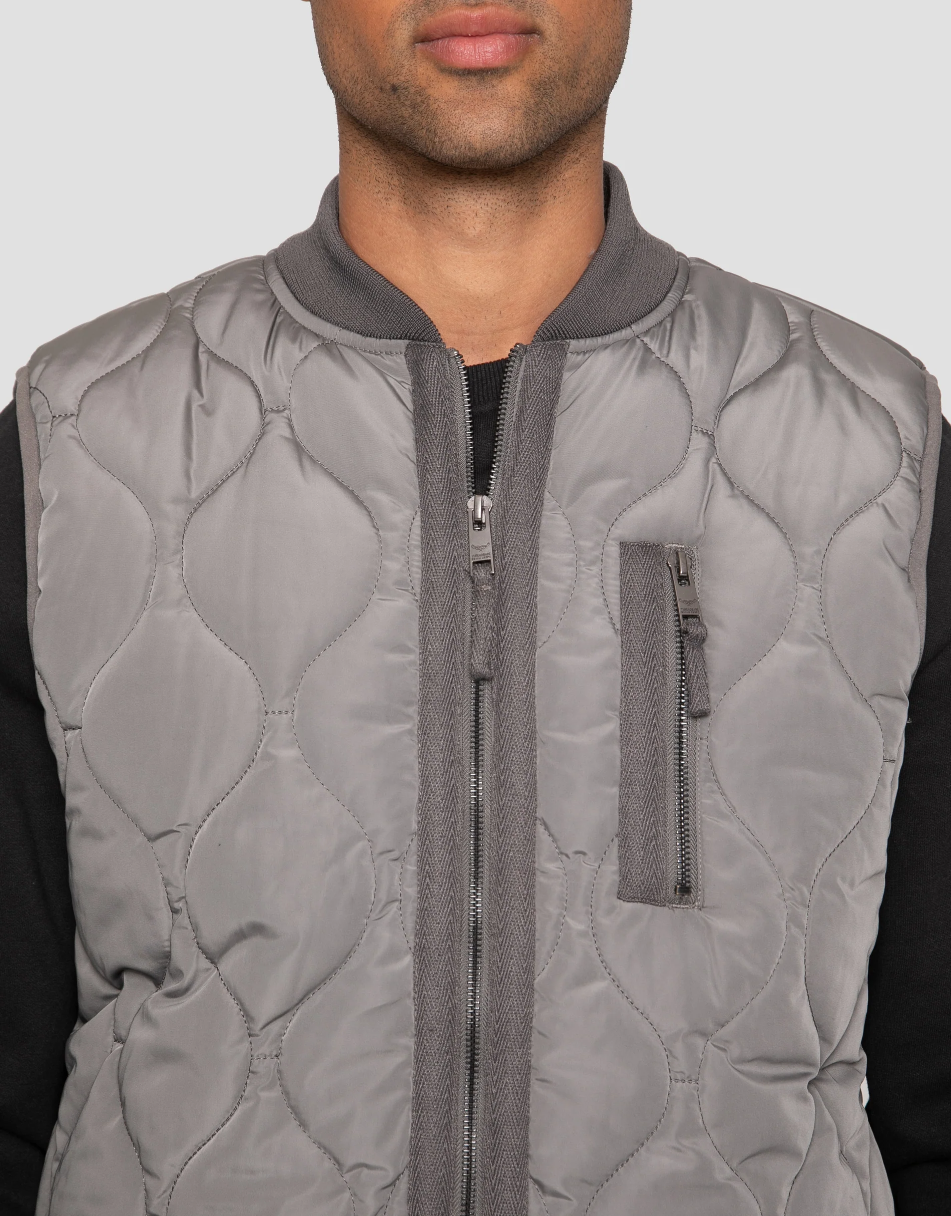 Onion Quilted Gilet in Grey - Image 4