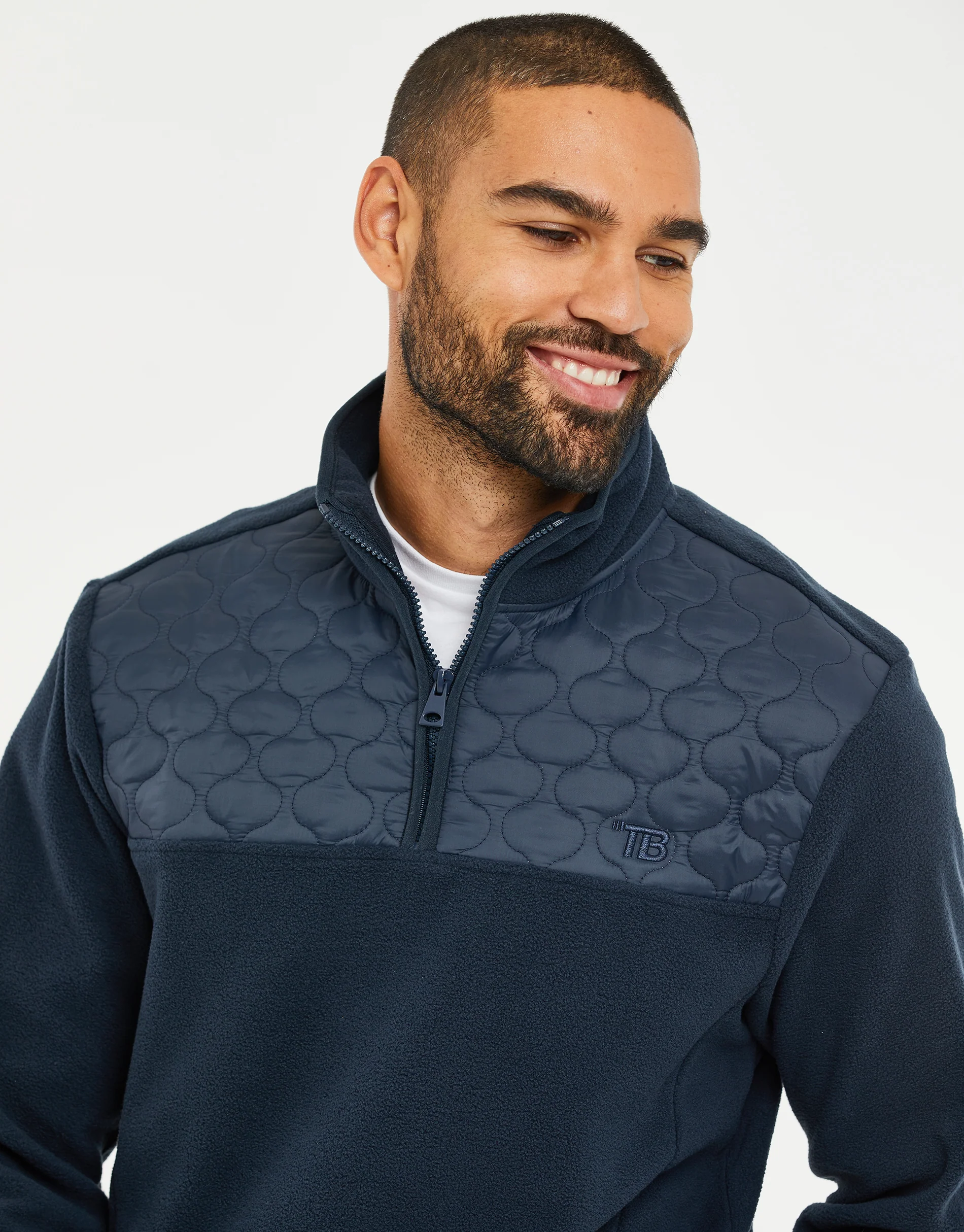 Onion Quilted Quarter Zip Fleece in Navy - Image 4