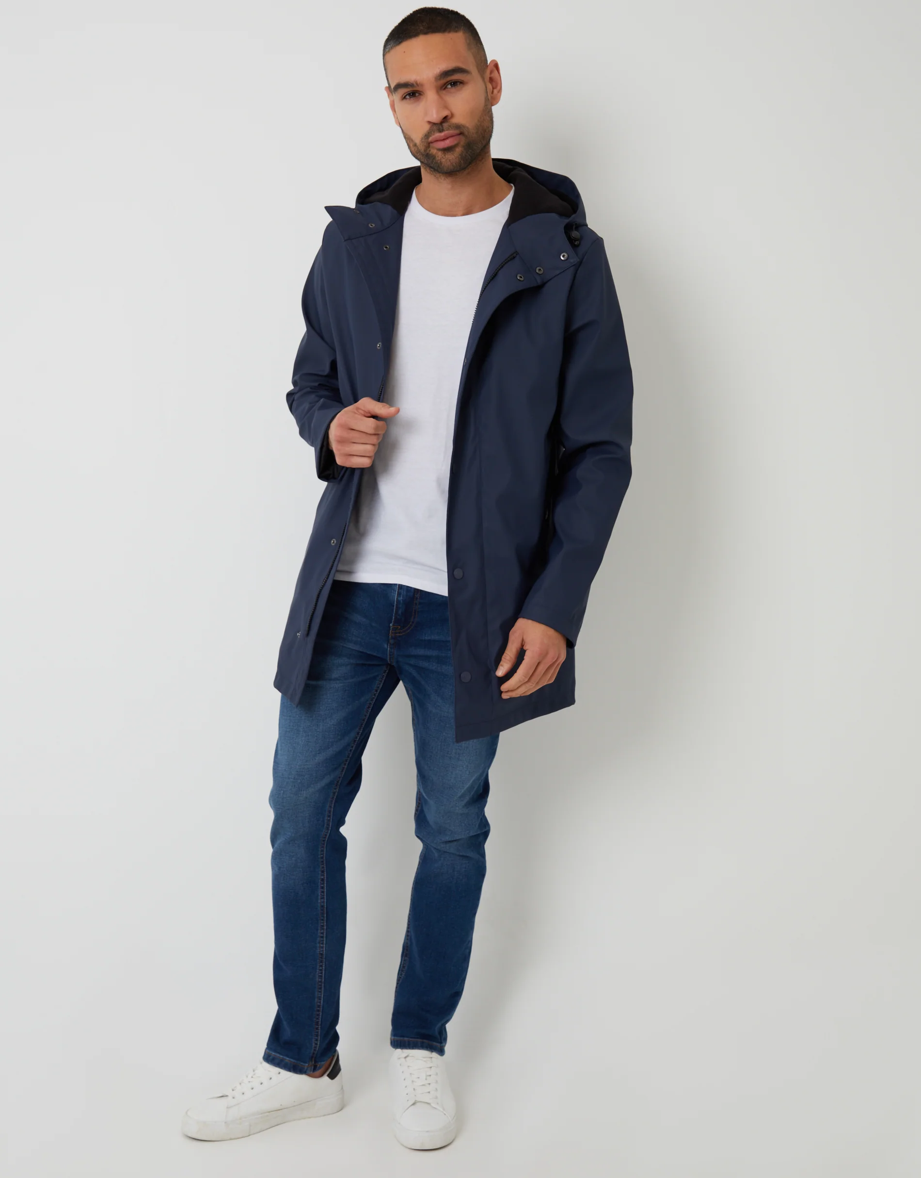 Microfleece Lined Longline Hooded Raincoat in Navy - Image 3