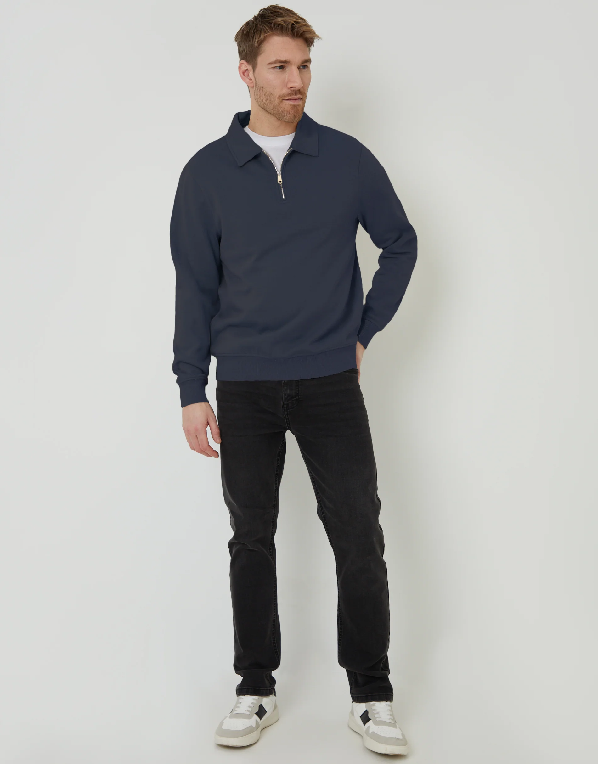 Quarter Zip Collared Sweatshirt in Navy - Image 3