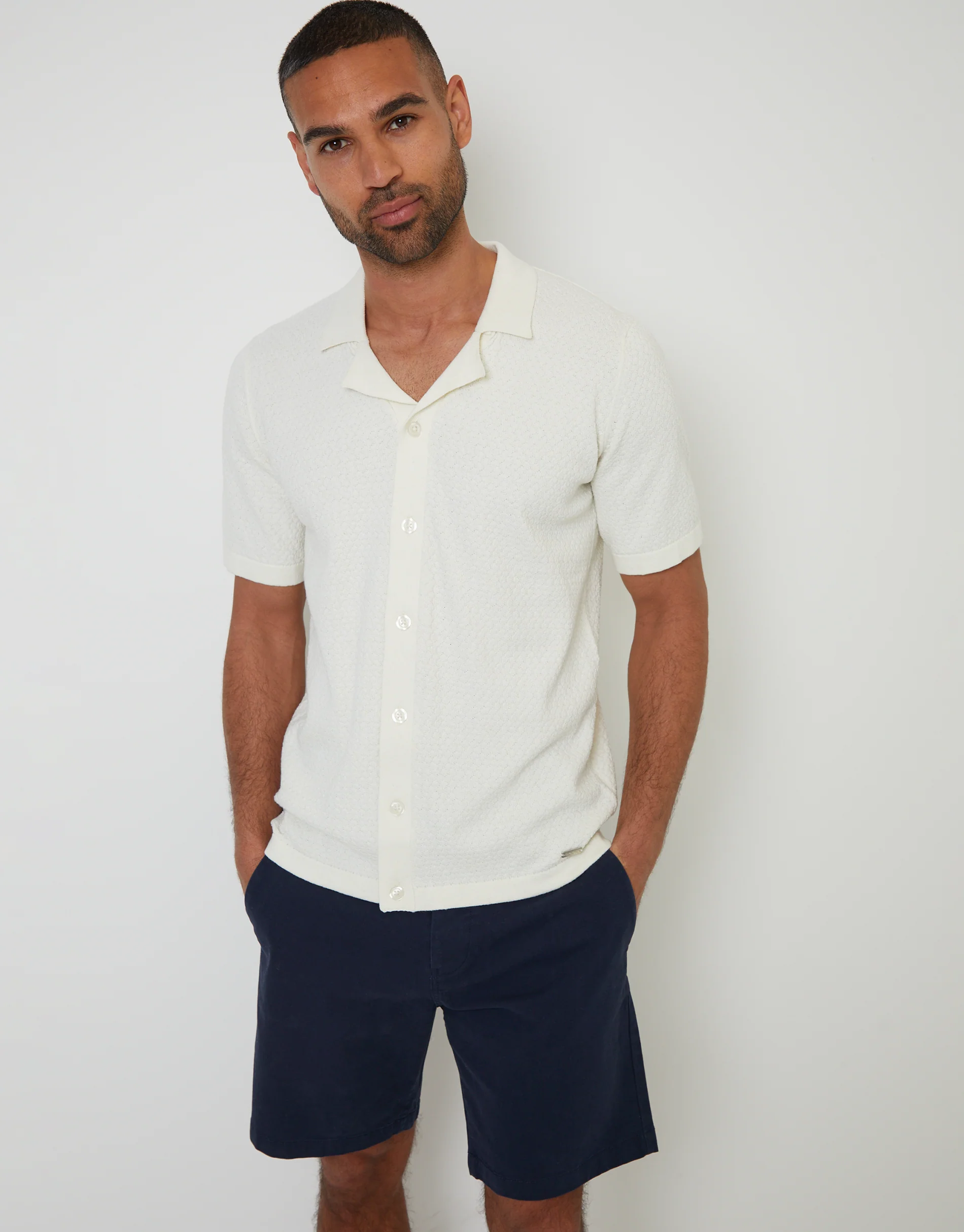 Regular Fit Stretch Chino Shorts in Navy - Image 3