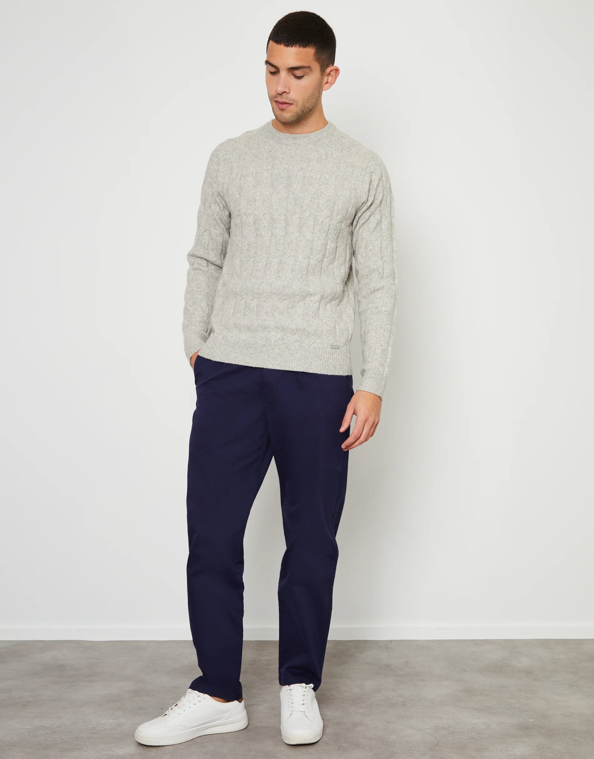 Straight Leg Pleated Chino Trousers in Navy