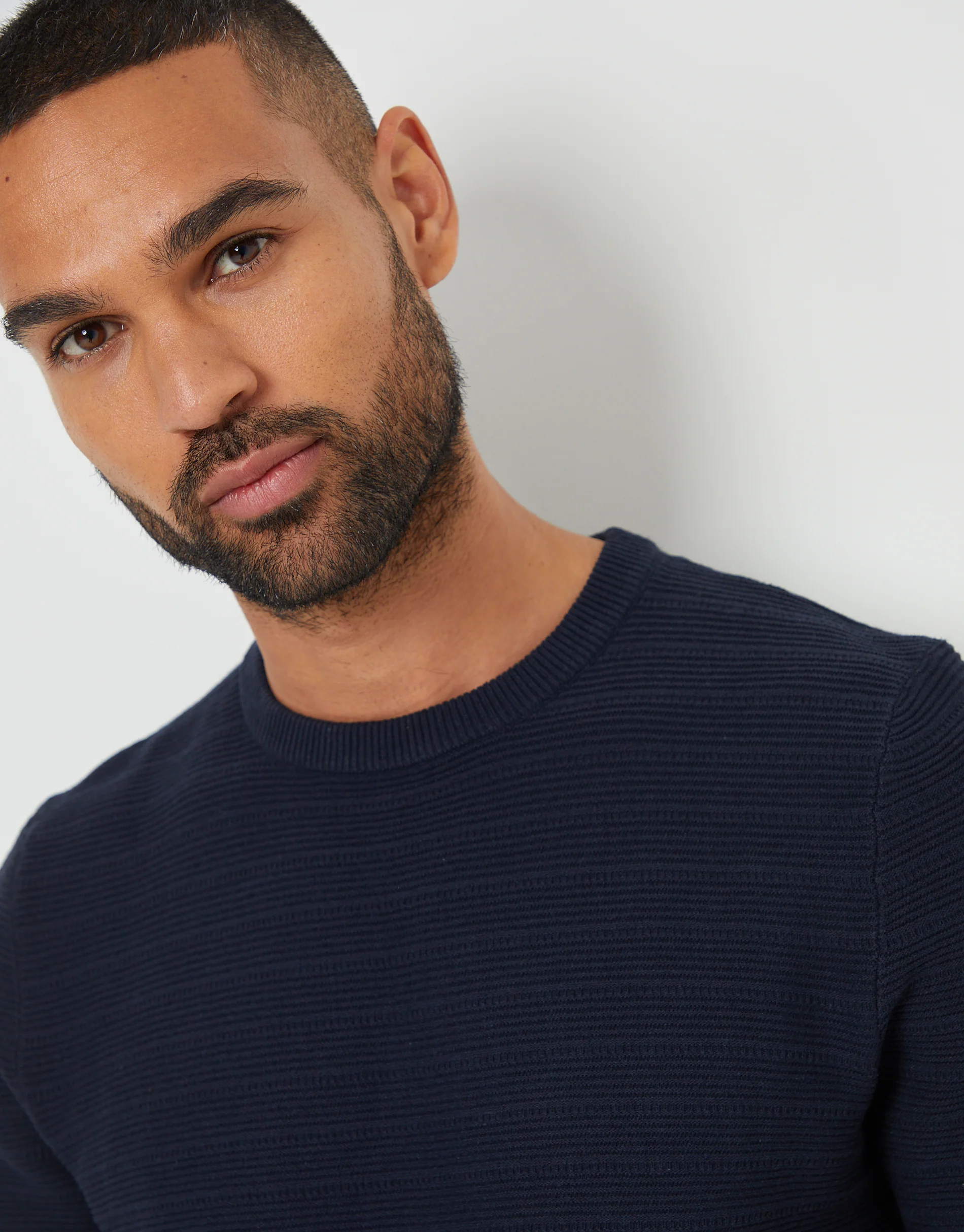 Textured Knitted T-Shirt in Navy - Image 4