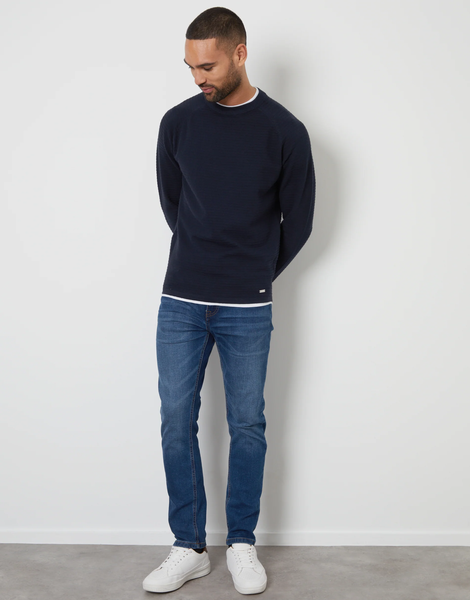 Textured Raglan Mock T-Shirt Crew Neck Jumper in Navy - Image 2