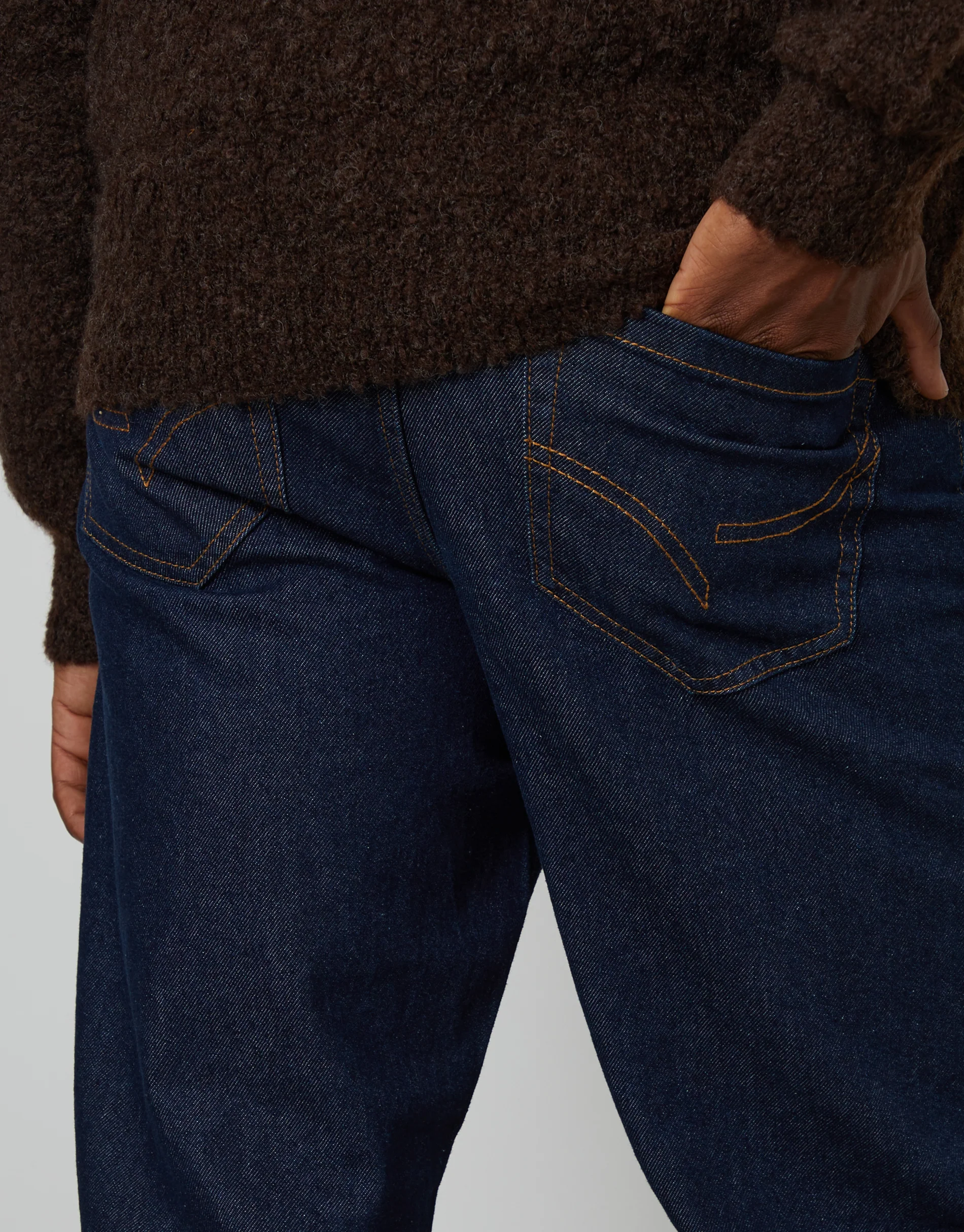 Straight Leg Jeans in Rinse Wash - Image 3