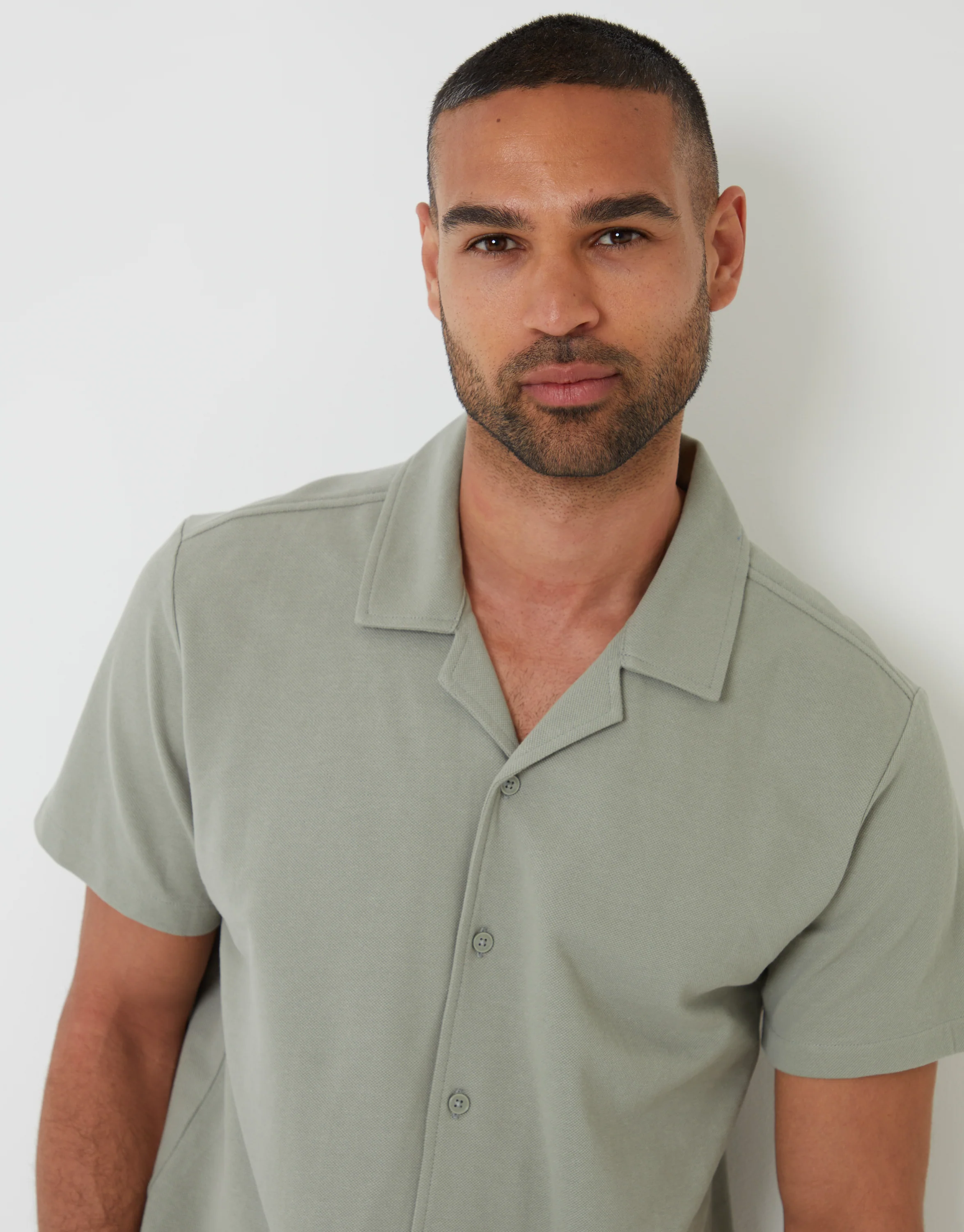 Jersey Pique Revere Collar Short Sleeve Shirt in Sage Green - Image 4