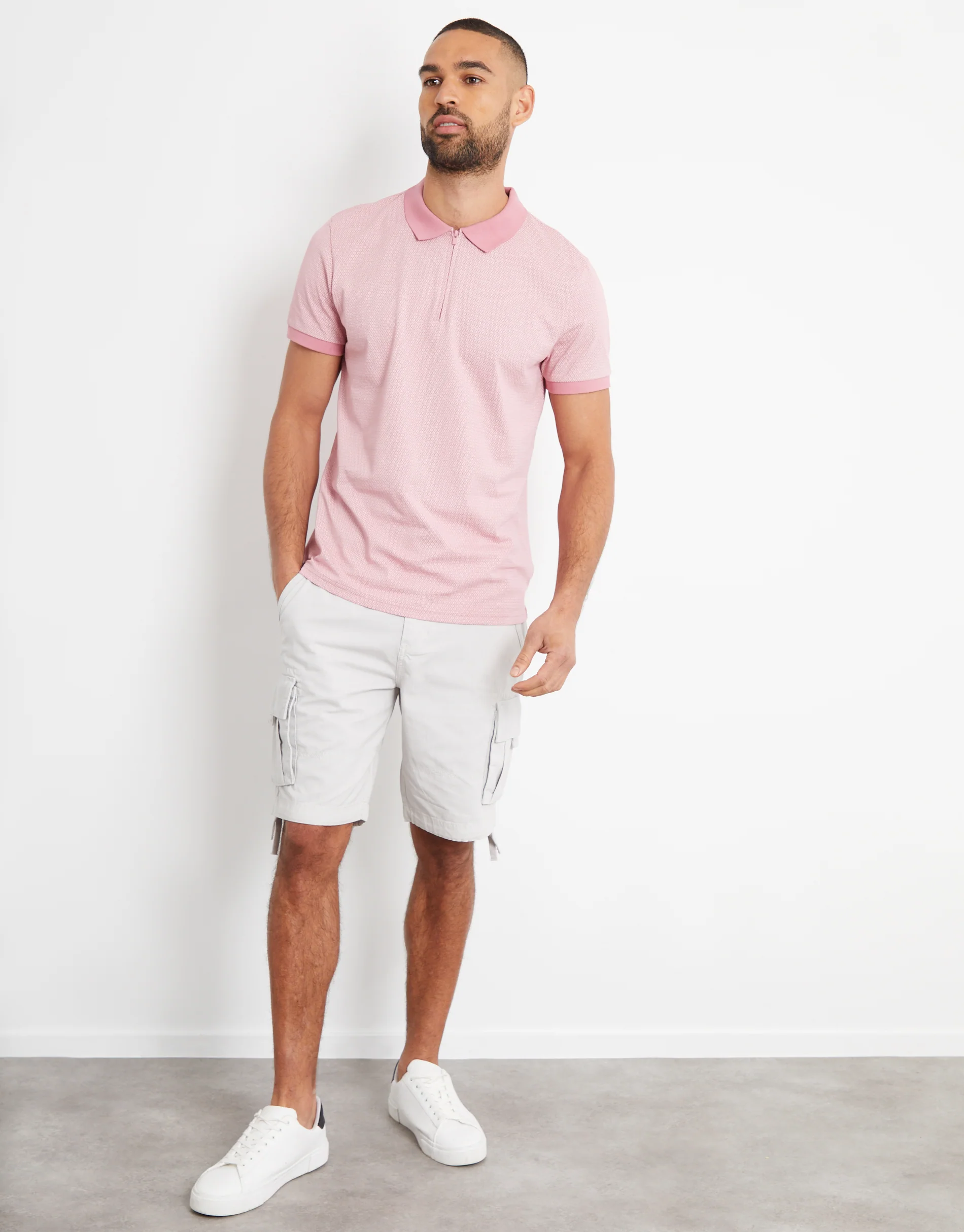 Vintage Printed Zip Neck Polo Shirt in Pink - Image 4