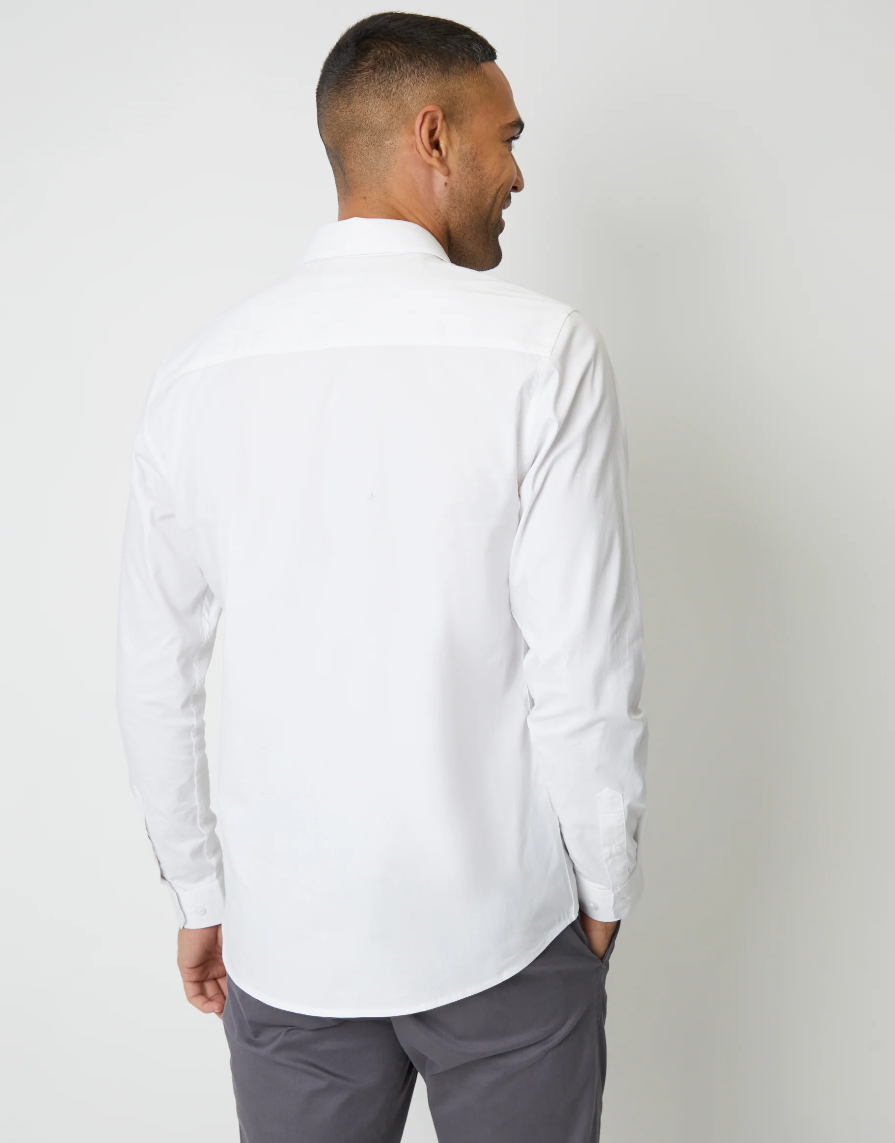 Slim Fit Stretch Cotton Poplin Long Sleeve Shirt in White - Image 3