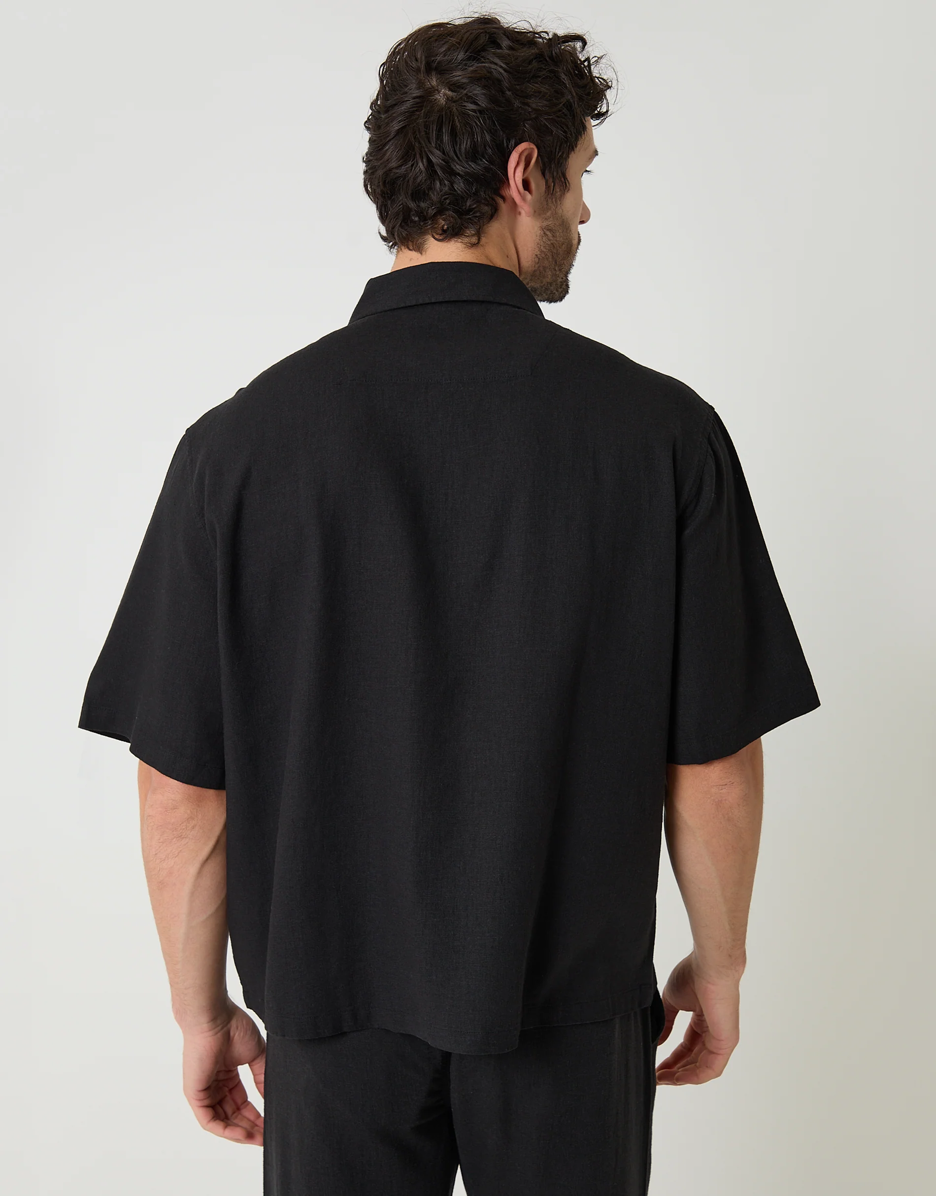 Boxy Fit Linen Blend Short Sleeve Shirt in Black - Image 2