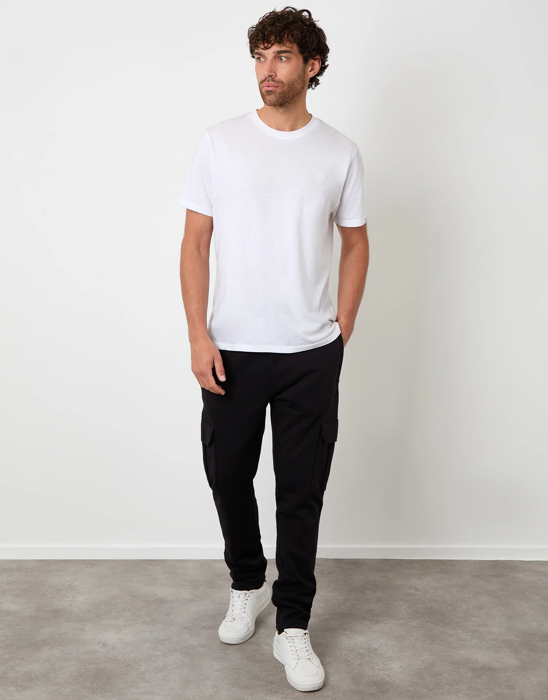 Cargo Joggers in Black
