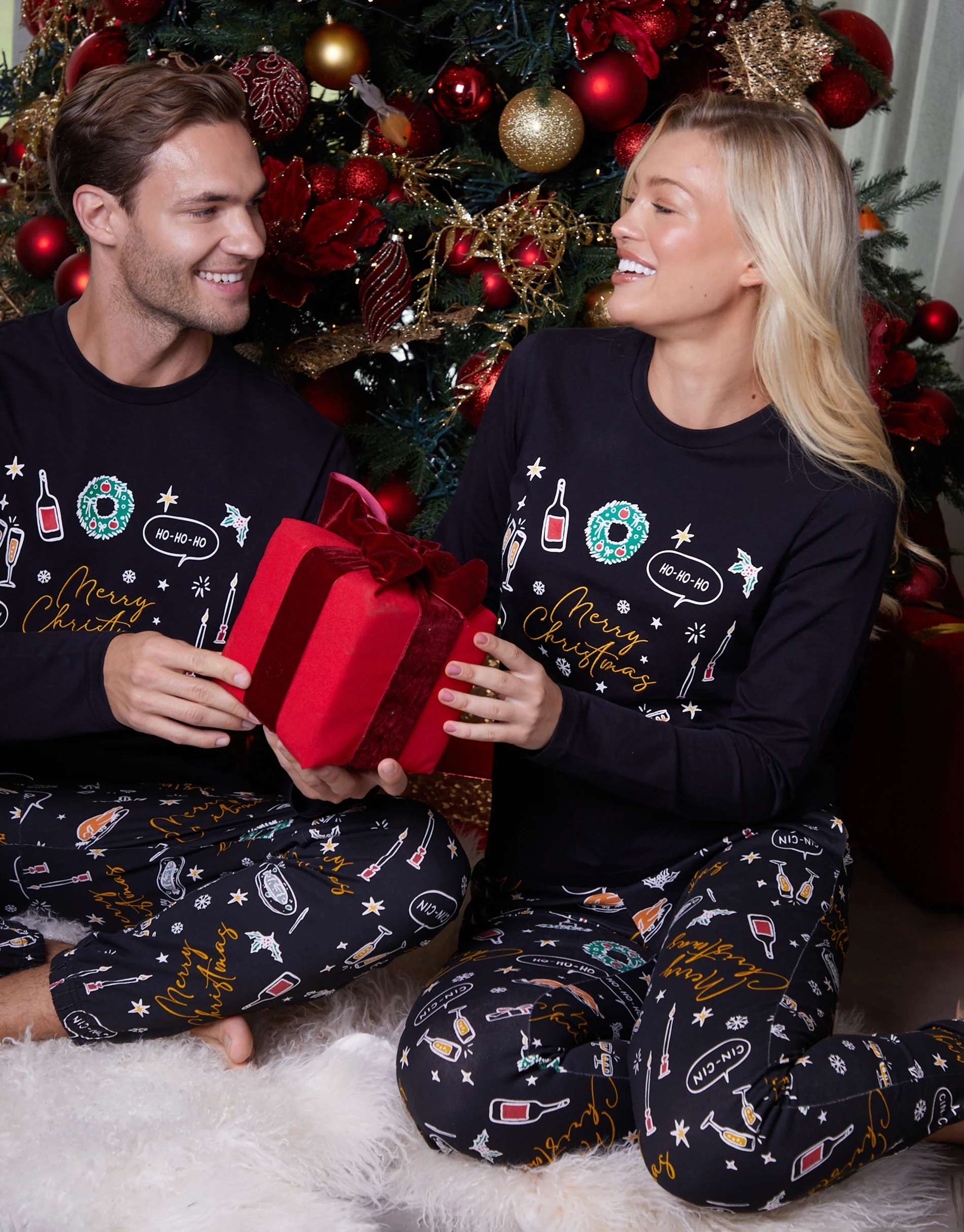Christmas Print Long Pyjama Set in Black - Image 2