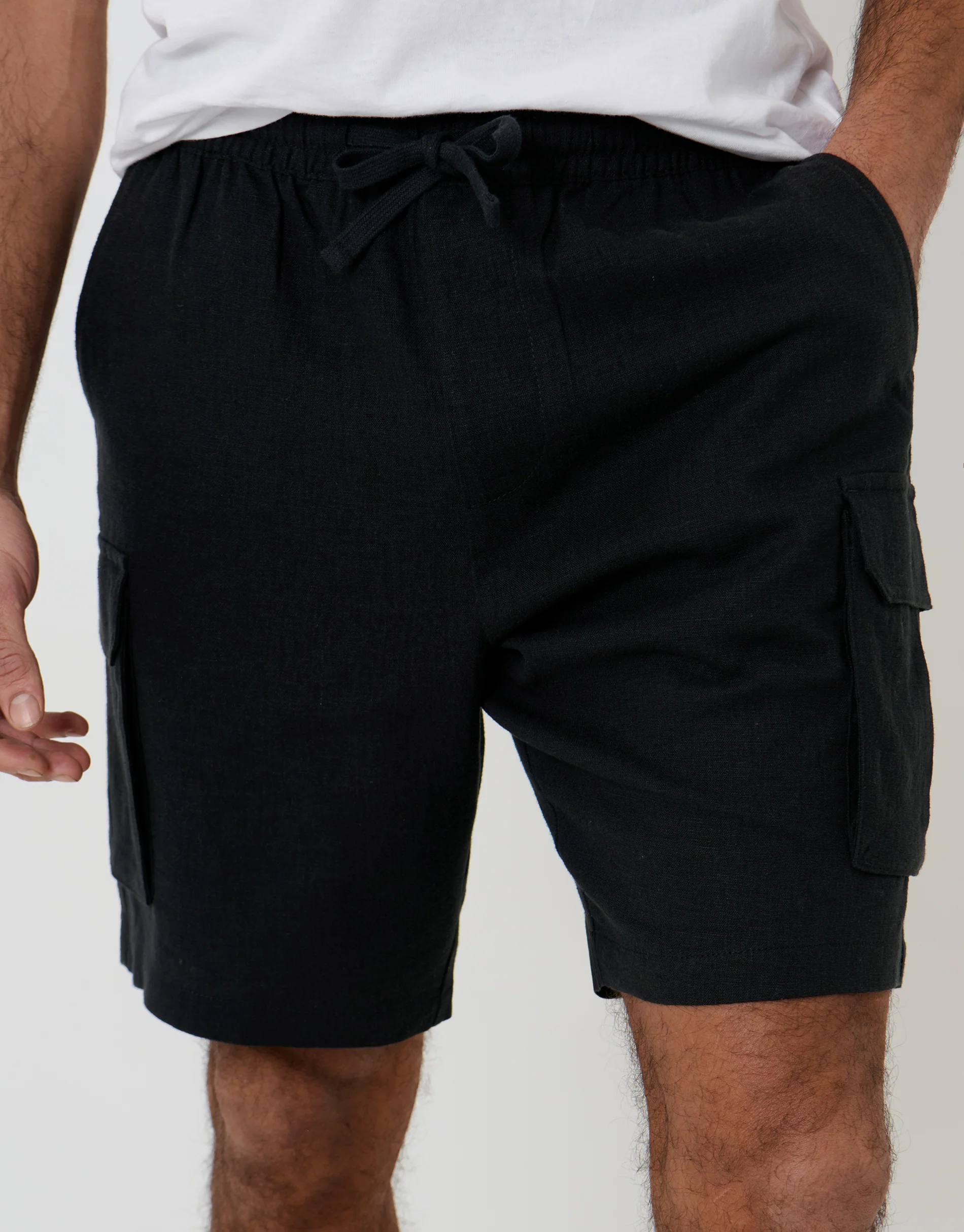 Linen Blend Cargo Shorts in Black - Image 4