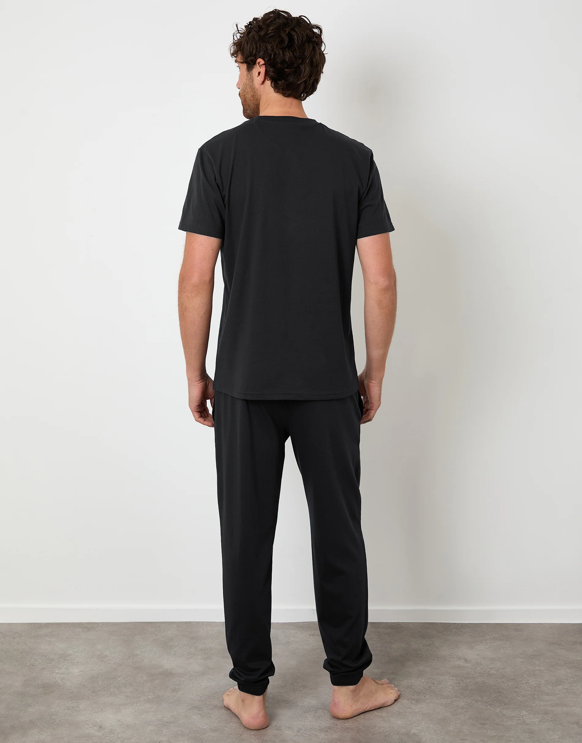 2 Pack Short Sleeve T-Shirt & Jogger Lounge Sets in Black & Navy - Image 3