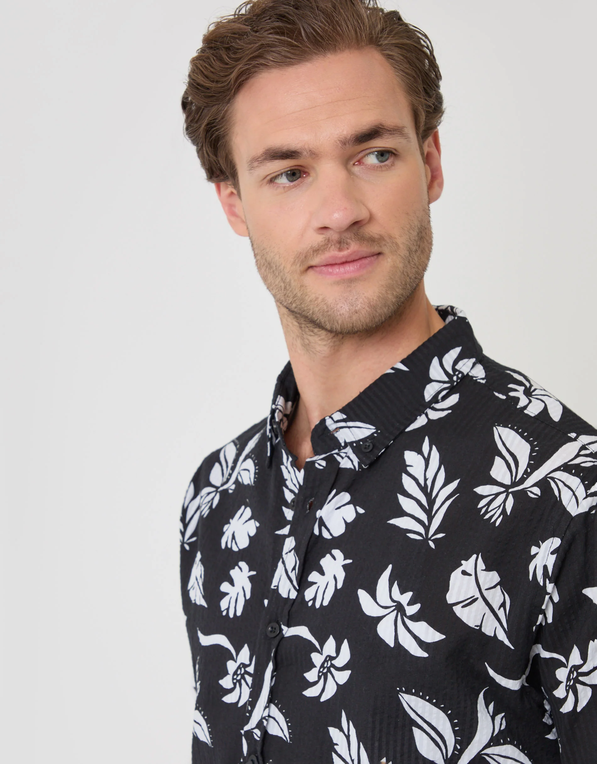 Plant Print Textured Cotton Short Sleeve Shirt in Black - Image 2