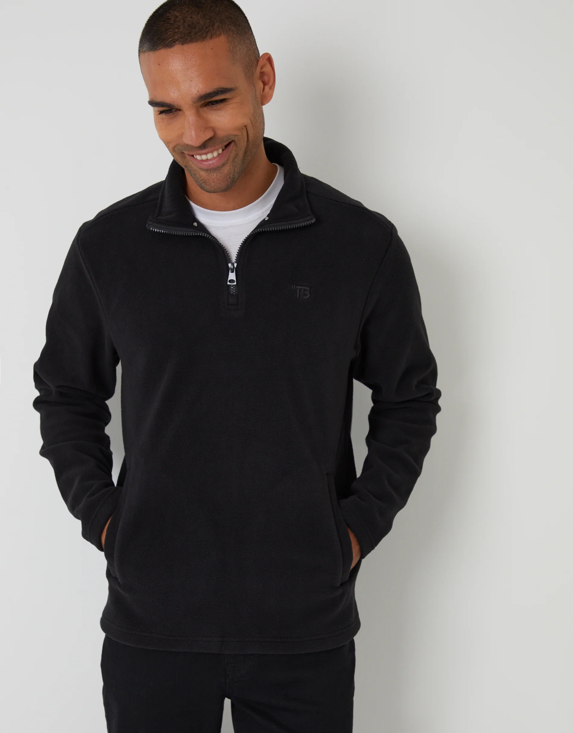 Quarter Zip Microfleece Sweatshirt in Black - Image 3