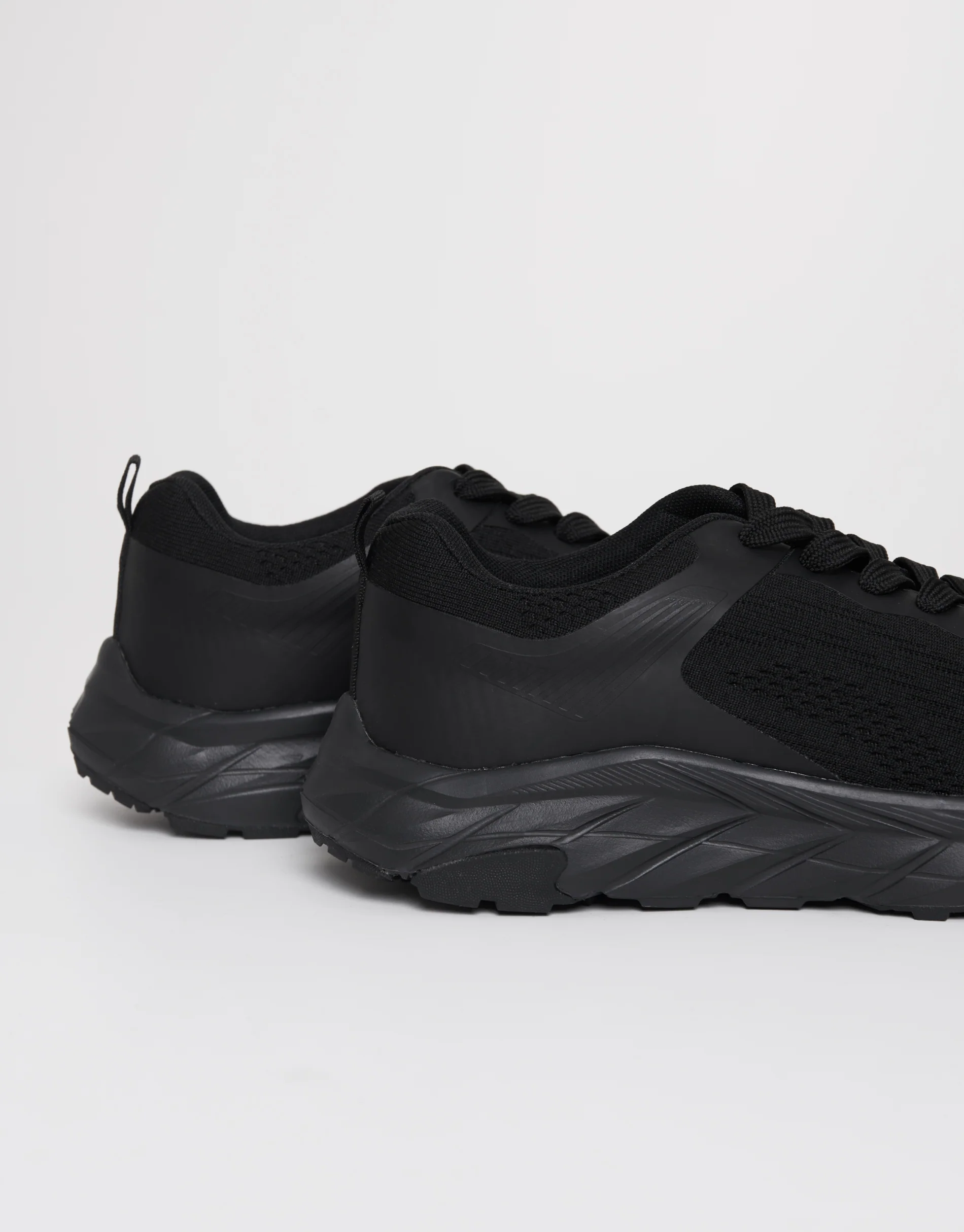 Textured Slip On Trainers in Black - Image 4