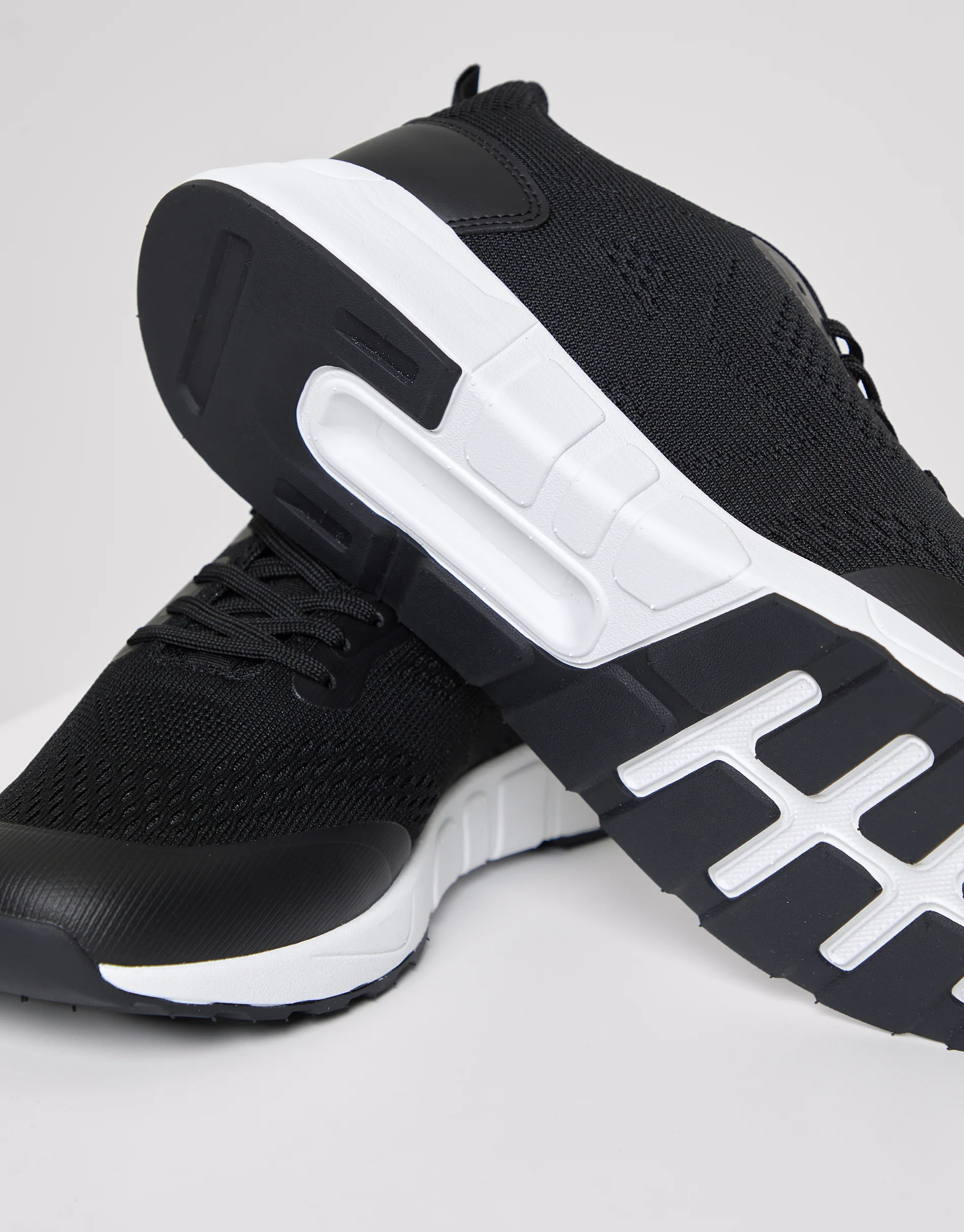 Textured Slip On Trainers in Black & White - Image 5