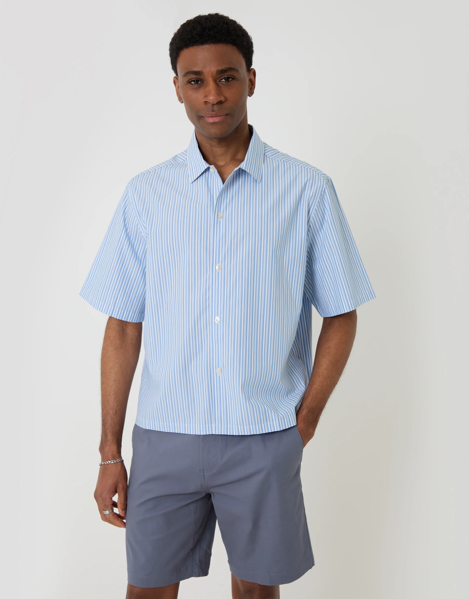 Boxy Fit Cotton Poplin Short Sleeve Shirt in Blue Stripe - Image 2