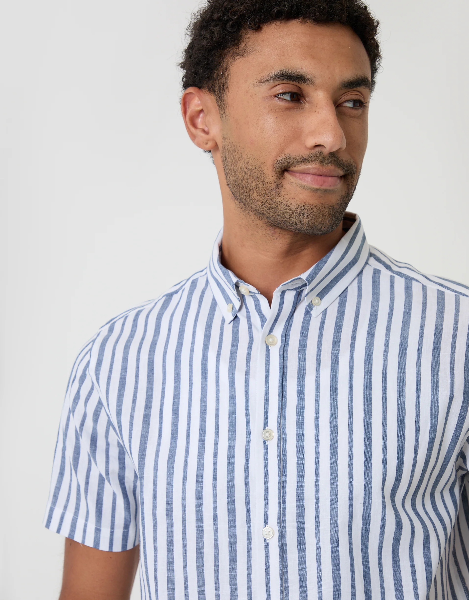 Linen Cotton Blend Short Sleeve Shirt in Blue Stripe - Image 4