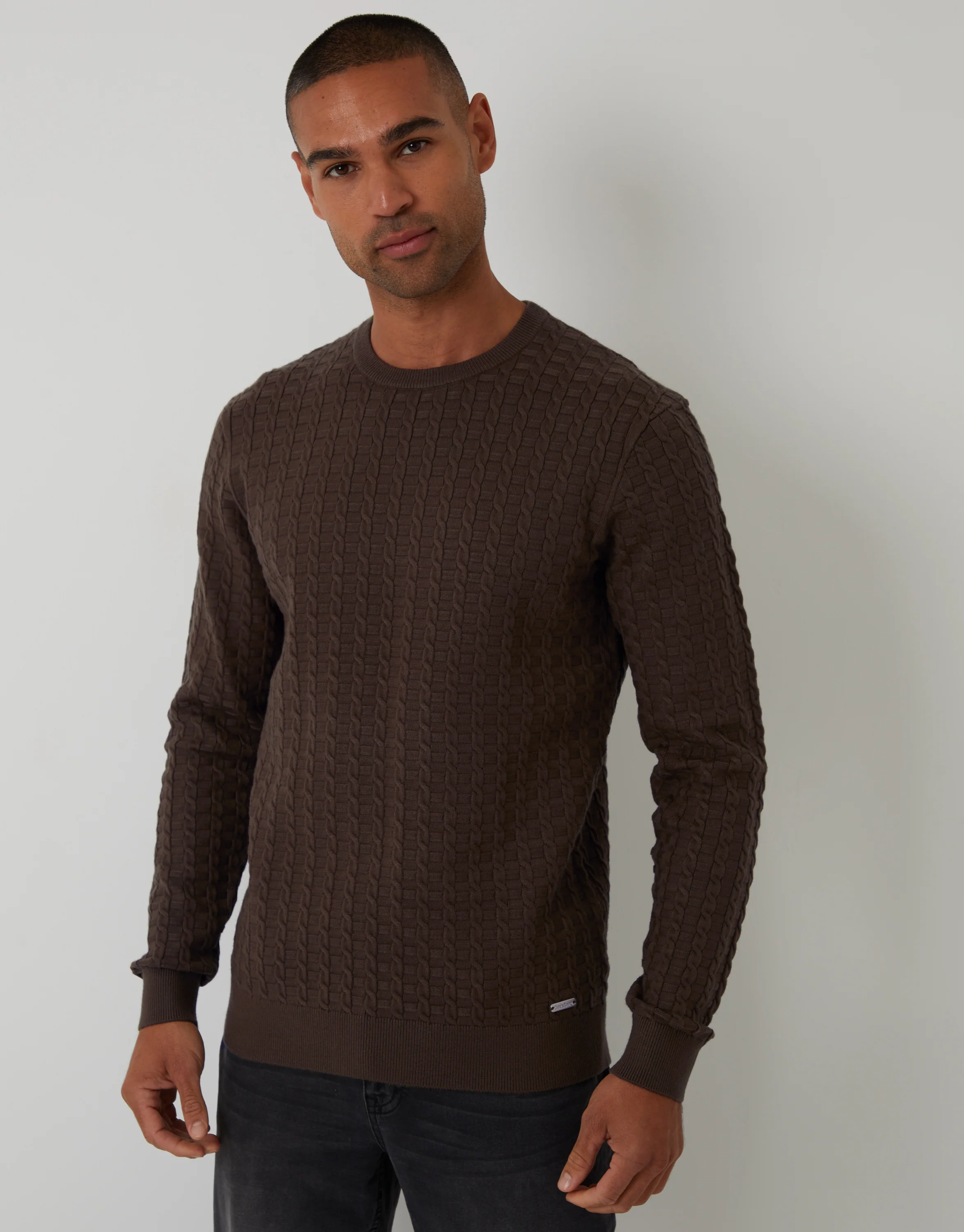 Cable Knit Crew Neck Jumper in Brown