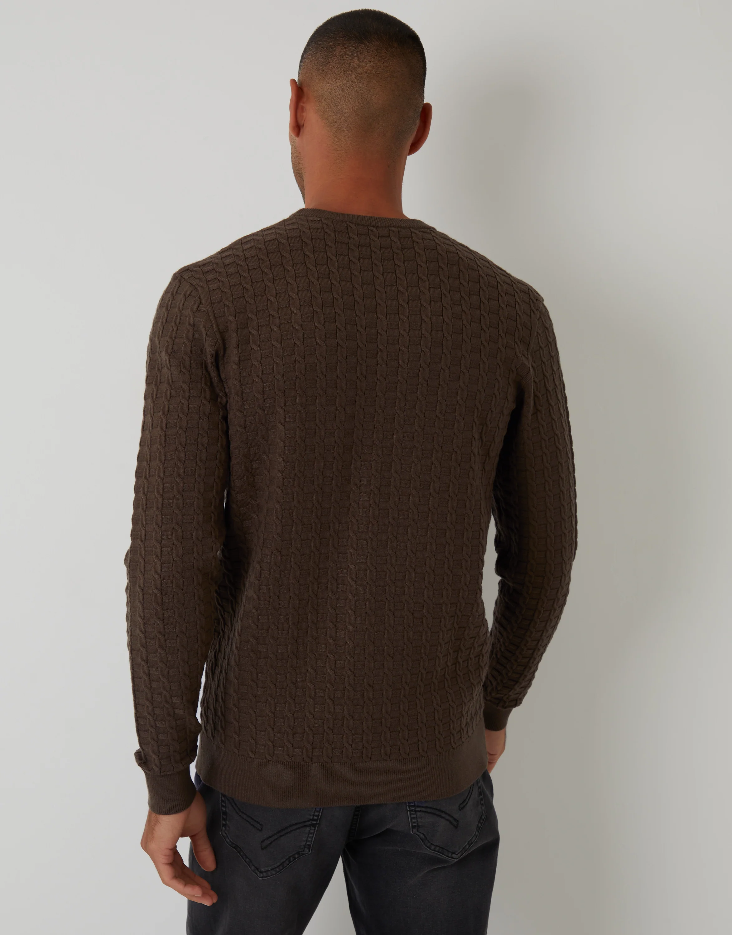 Cable Knit Crew Neck Jumper in Brown - Image 2