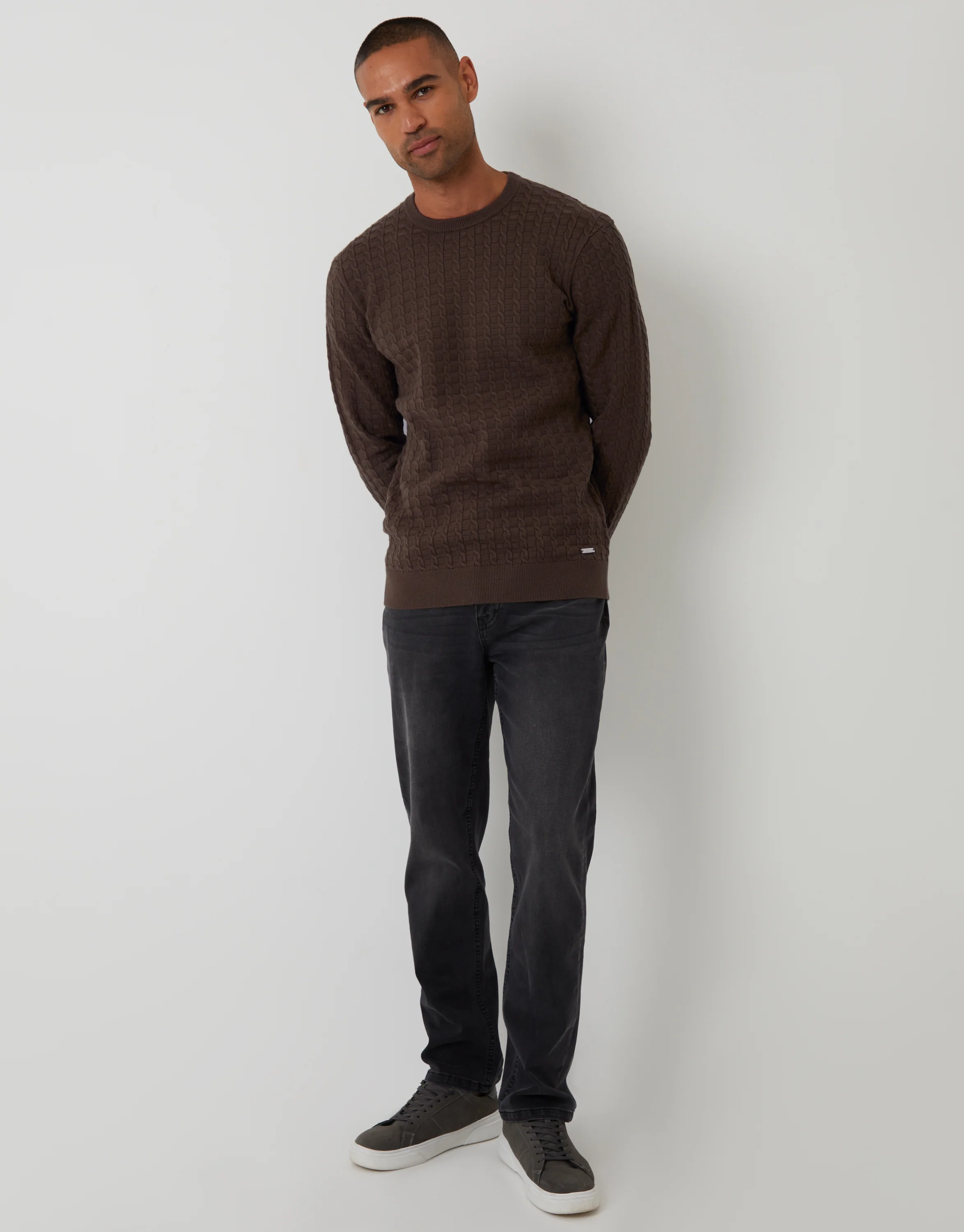 Cable Knit Crew Neck Jumper in Brown - Image 3