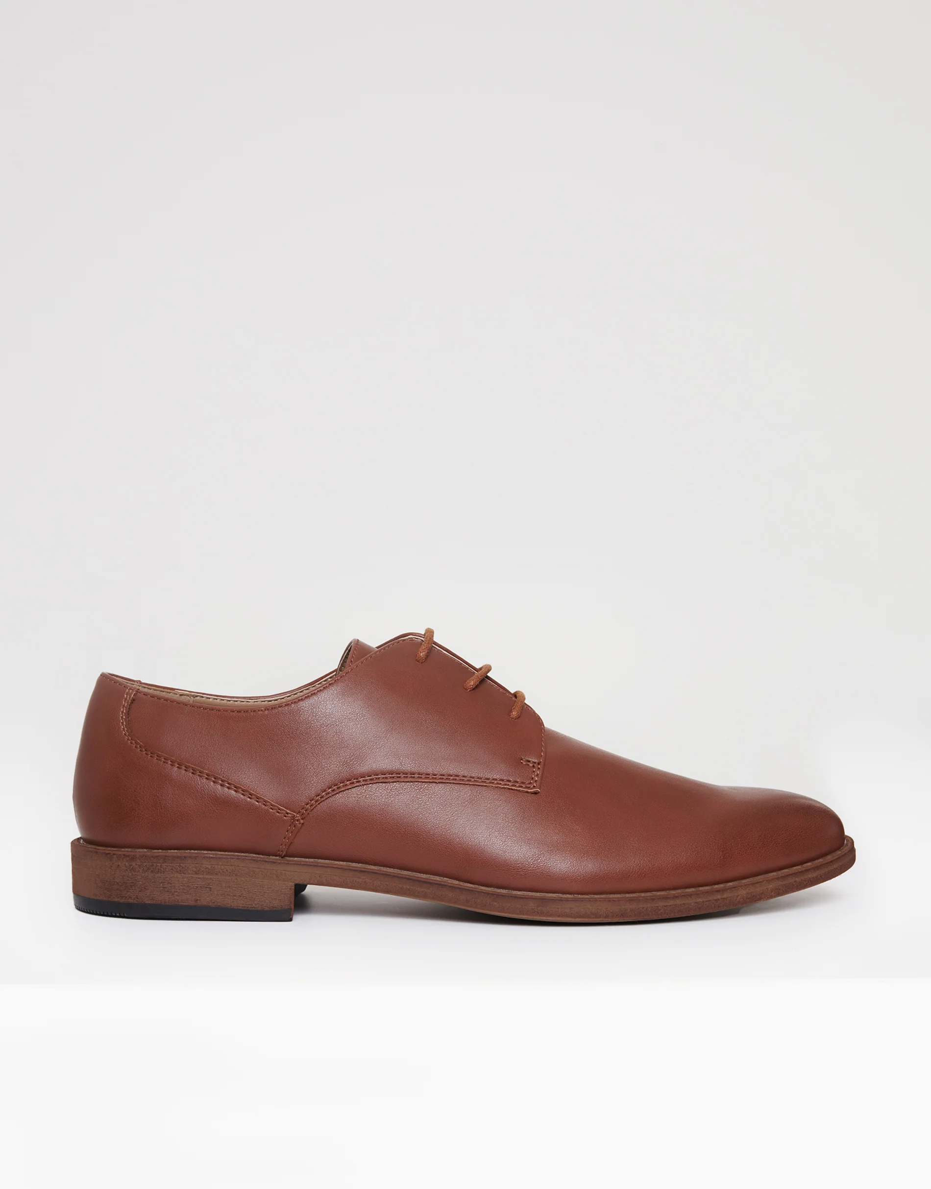 Derby Shoes in Brown