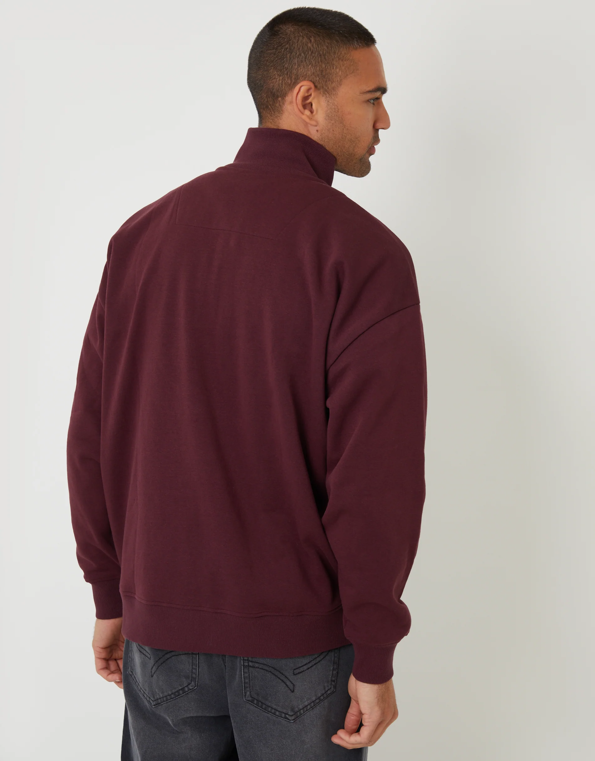 Relaxed Fit Half Zip Sweatshirt in Burgundy - Image 2