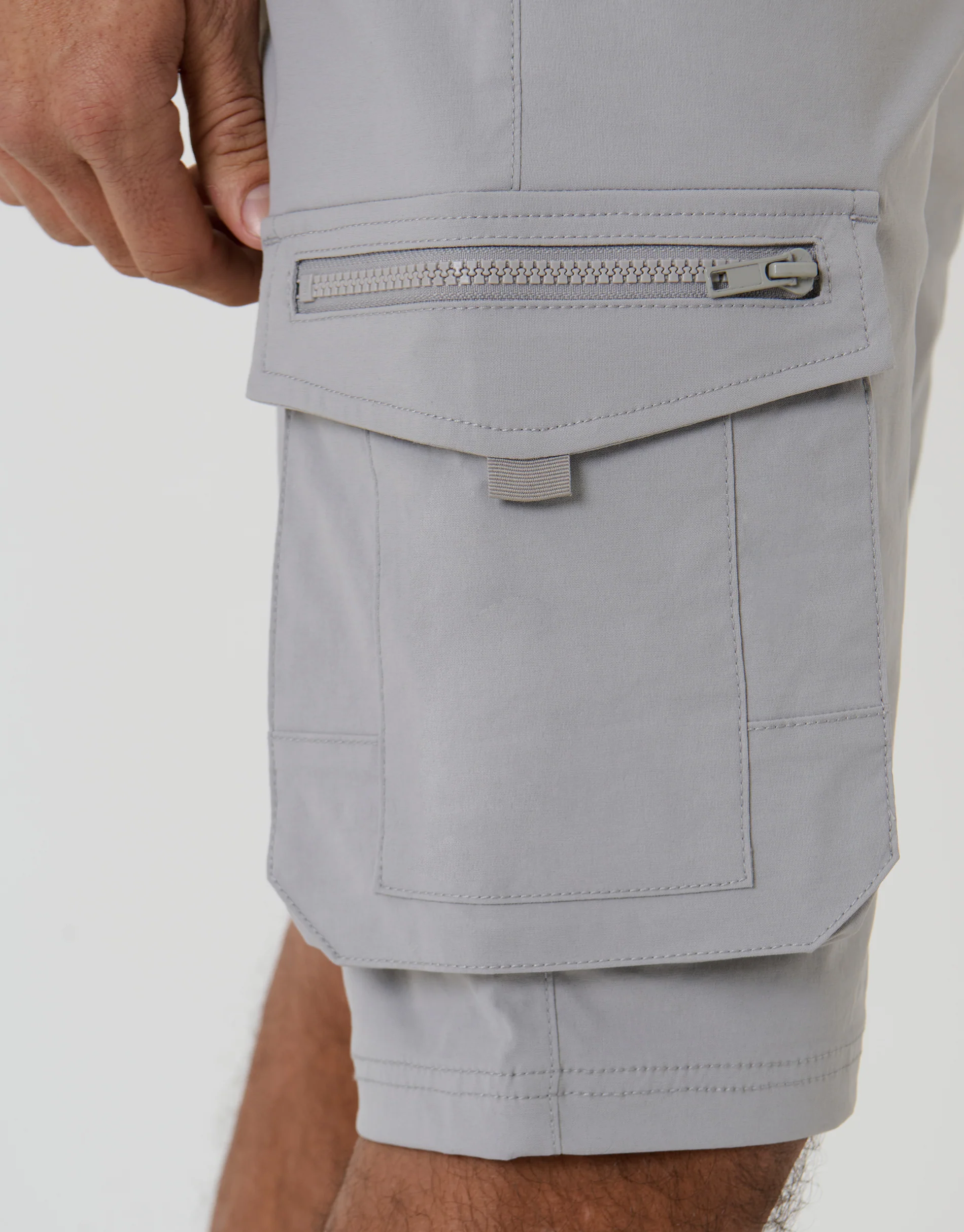 Elasticated Waist Stretch Cargo Shorts in Chalk - Image 5