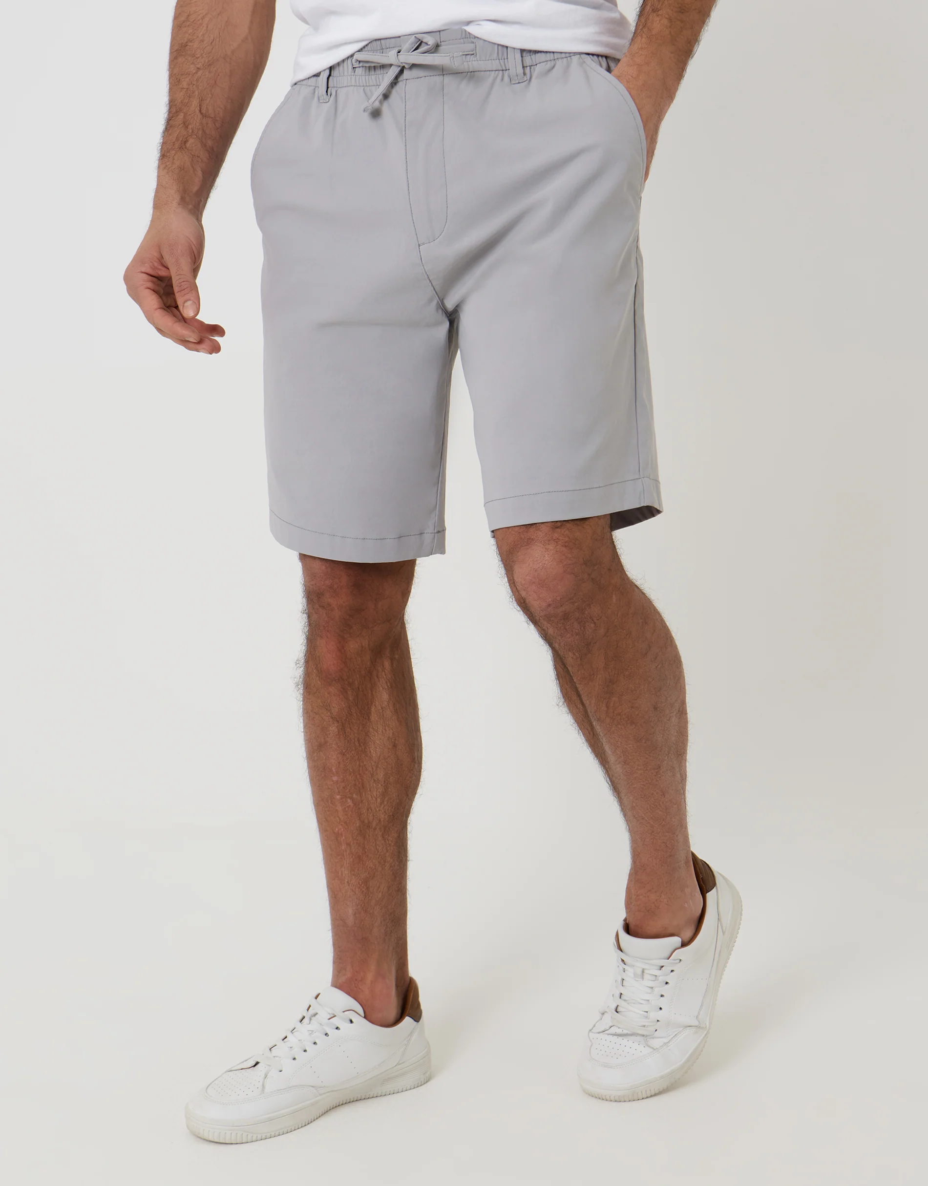 Regular Fit Elasticated Waist Stretch Chino Shorts in Chalk