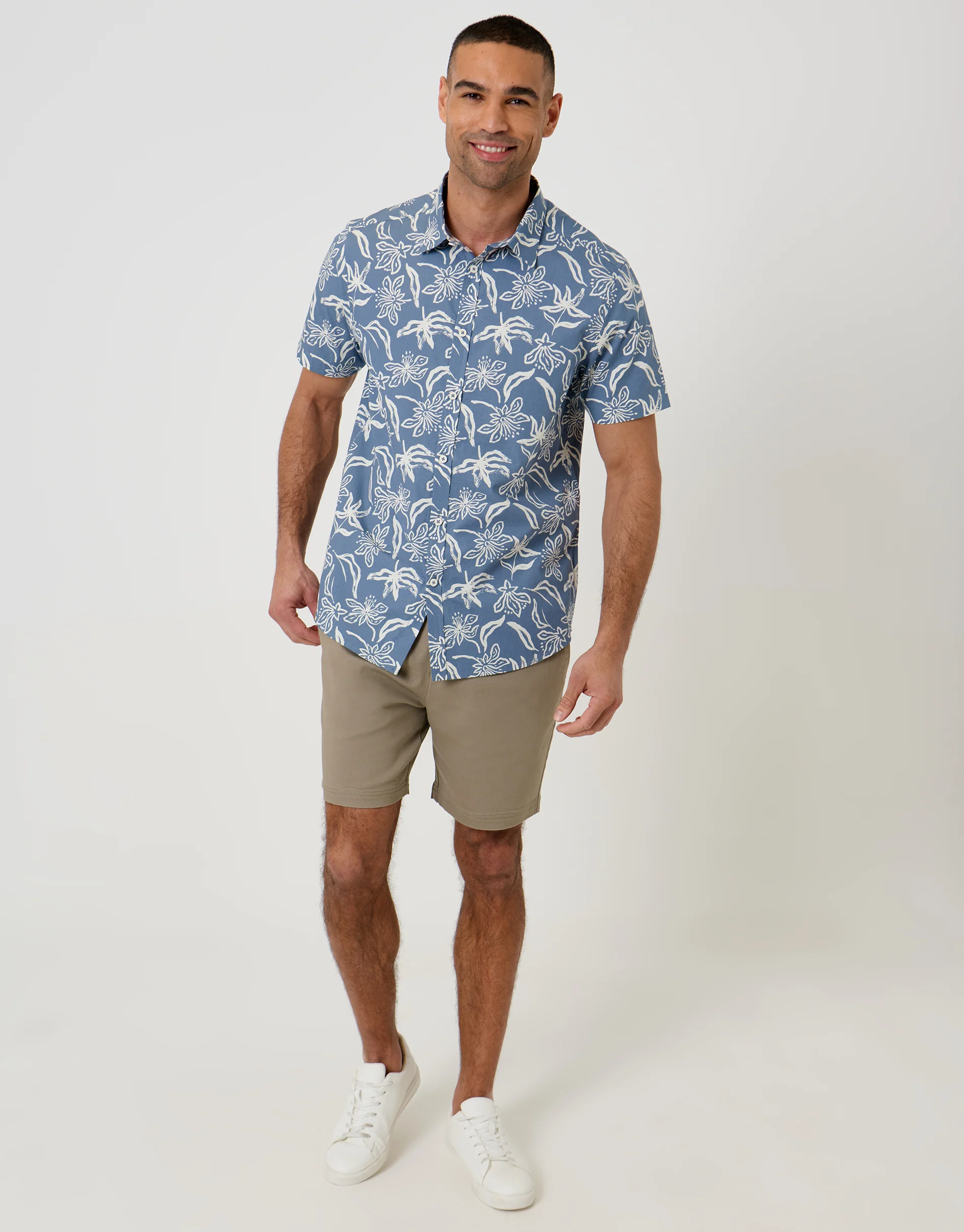 Tropical Print Cotton Poplin Short Sleeve Shirt in Denim Blue - Image 3