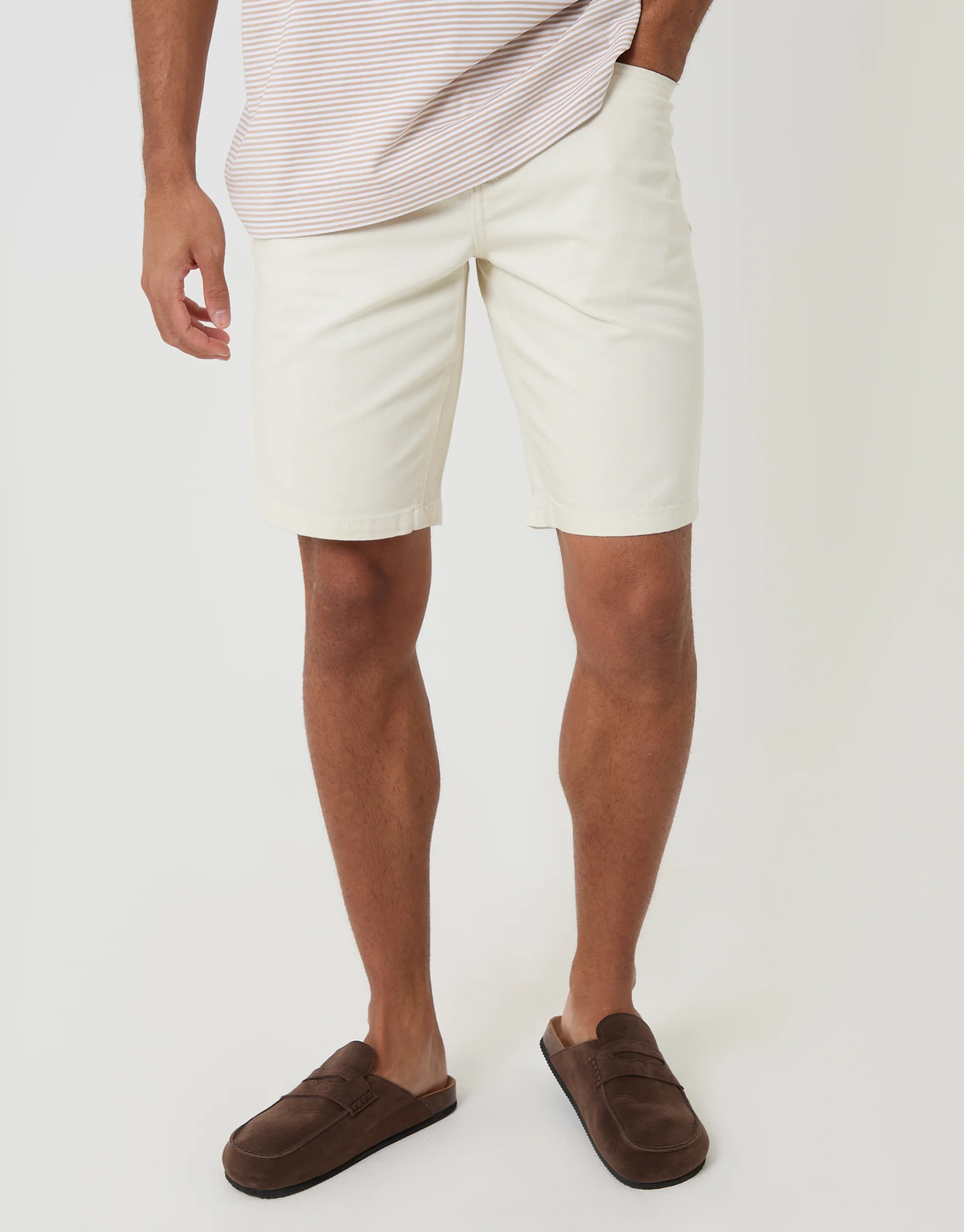 Denim Shorts in Ecru