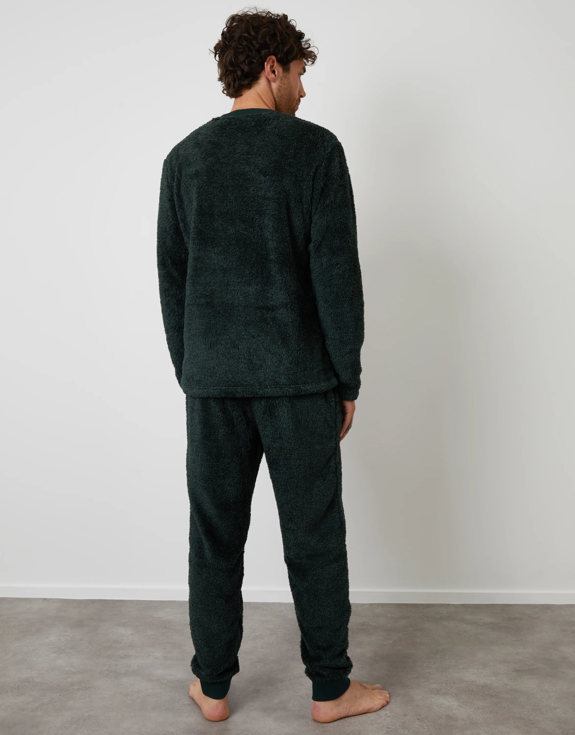 Two Tone Borg Loungewear Set in Forest Green - Image 2