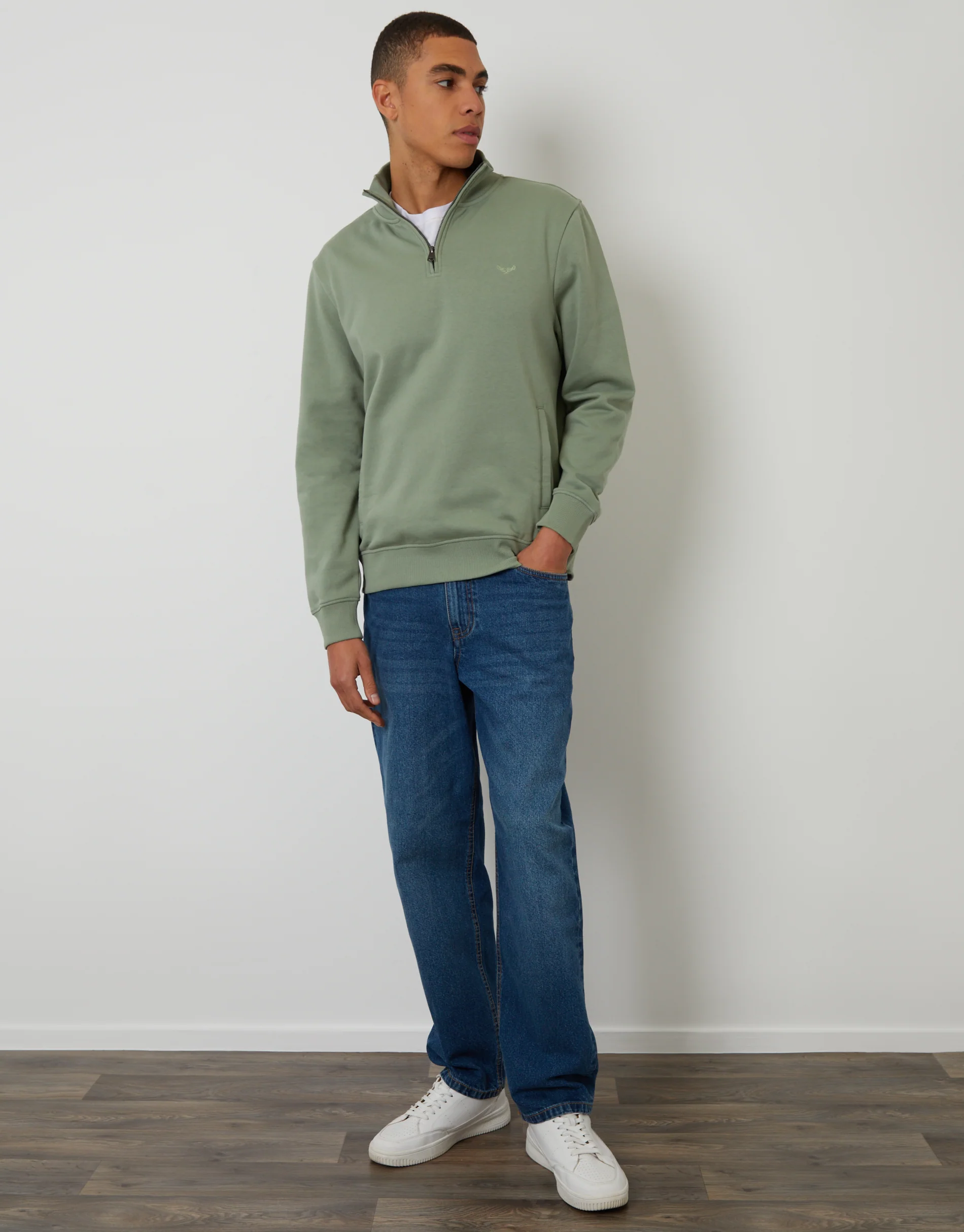 Quarter Zip Sweatshirt in Green - Image 3