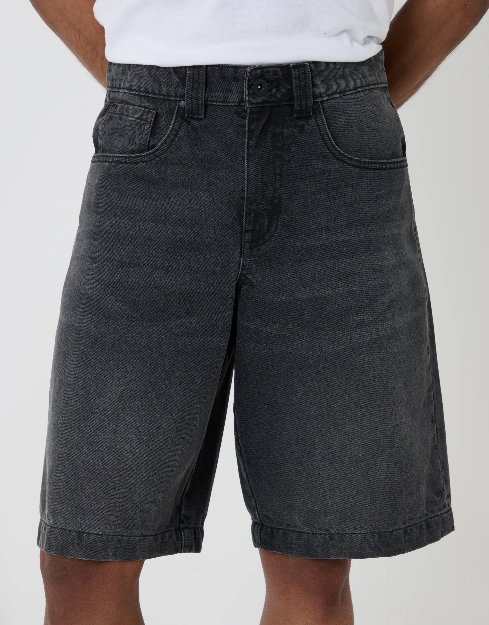 Baggy Fit Denim Shorts in Grey Wash - Image 4