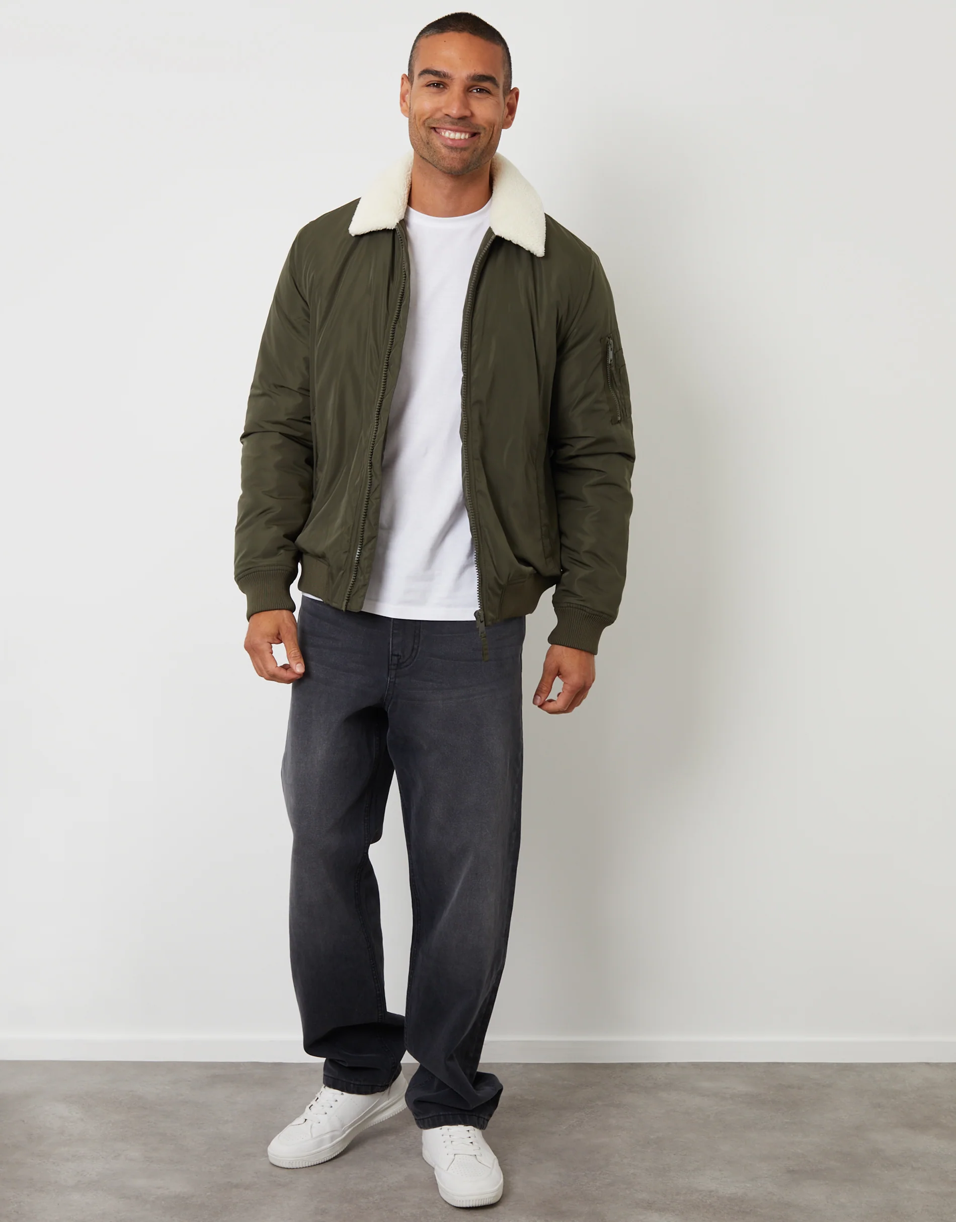 Borg Collar Bomber Jacket in Khaki Green - Image 3