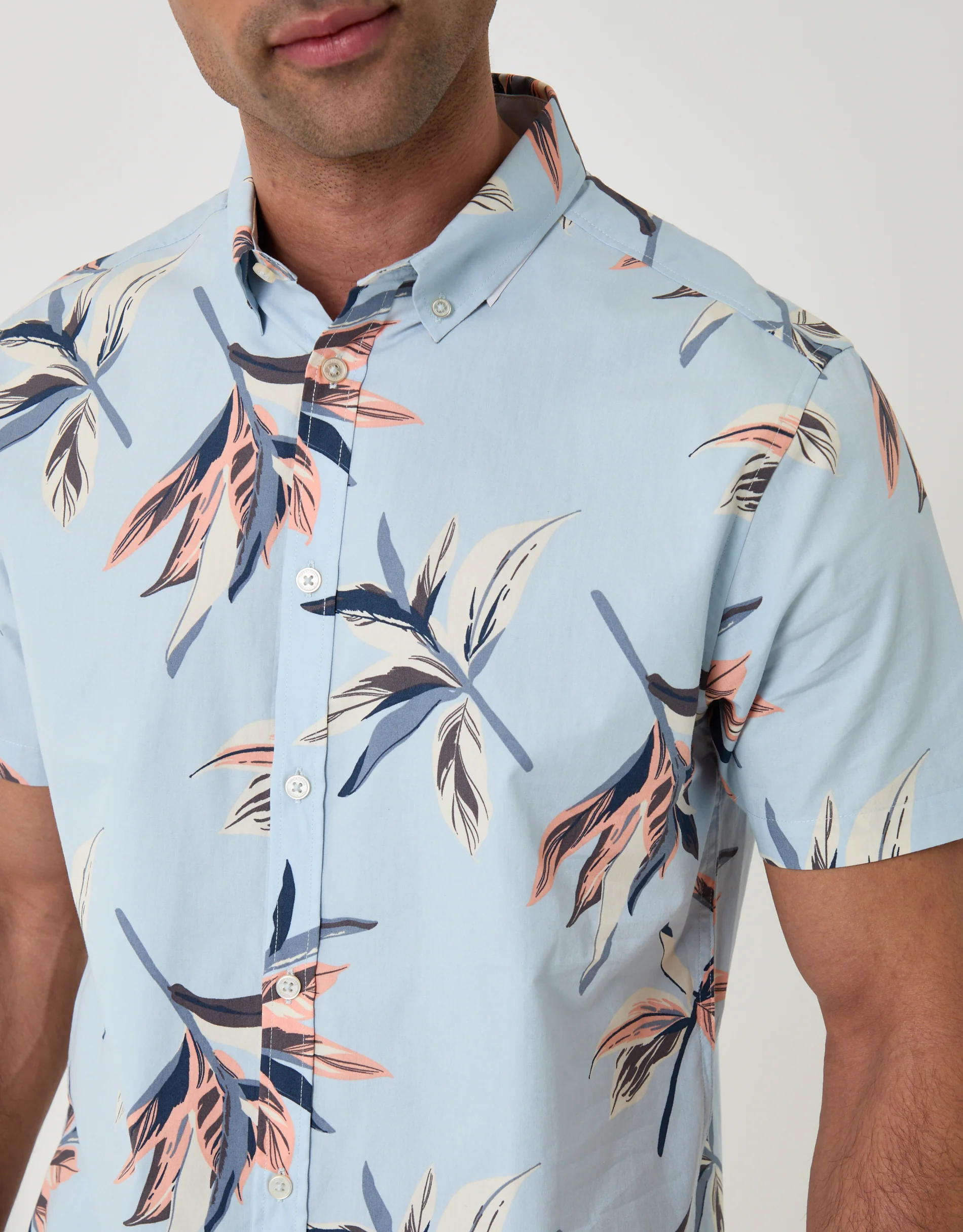 Tropical Leaf Print Cotton Short Sleeve Shirt in Light Blue - Image 4