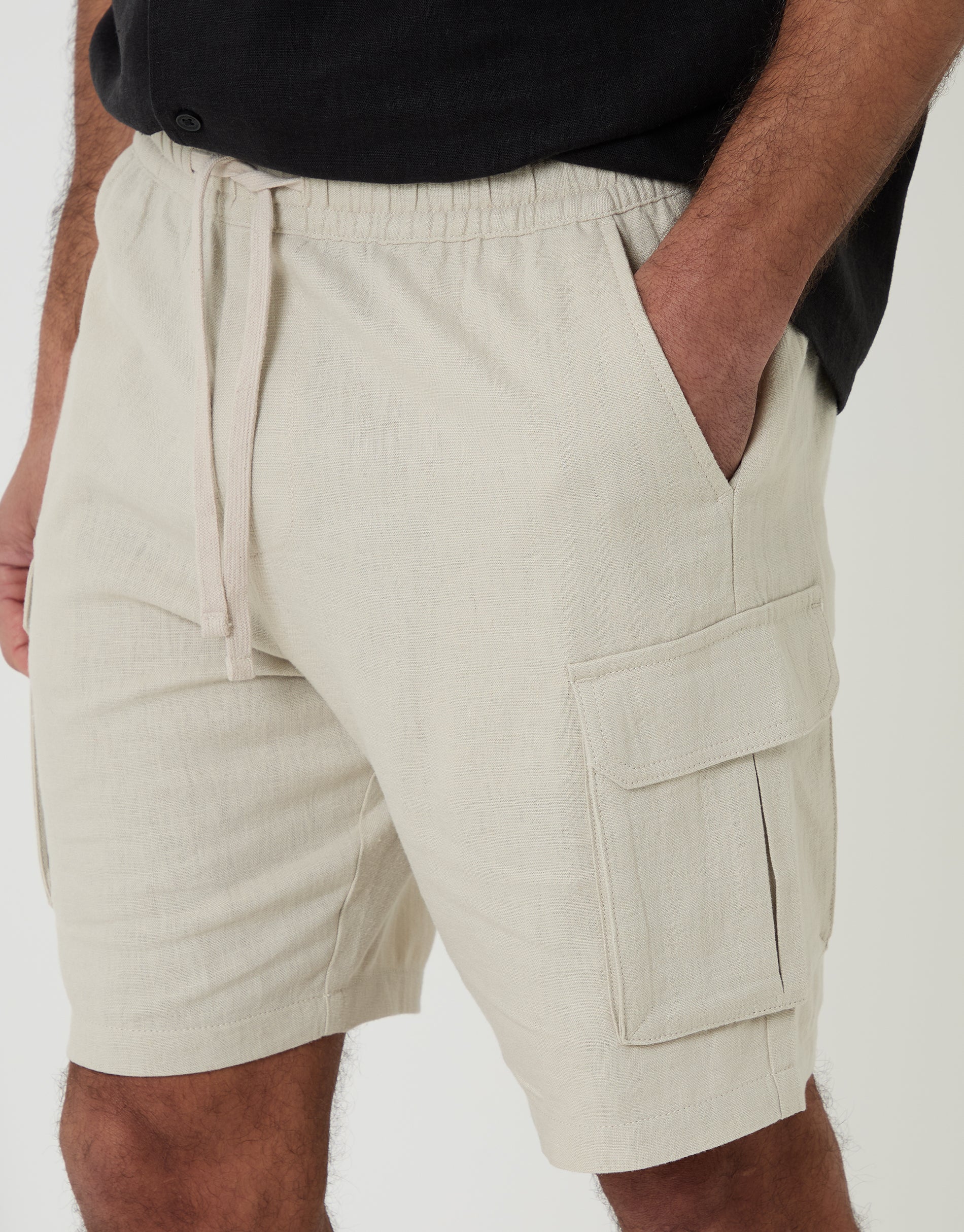 Linen Blend Cargo Shorts in Light Stone - Image 4