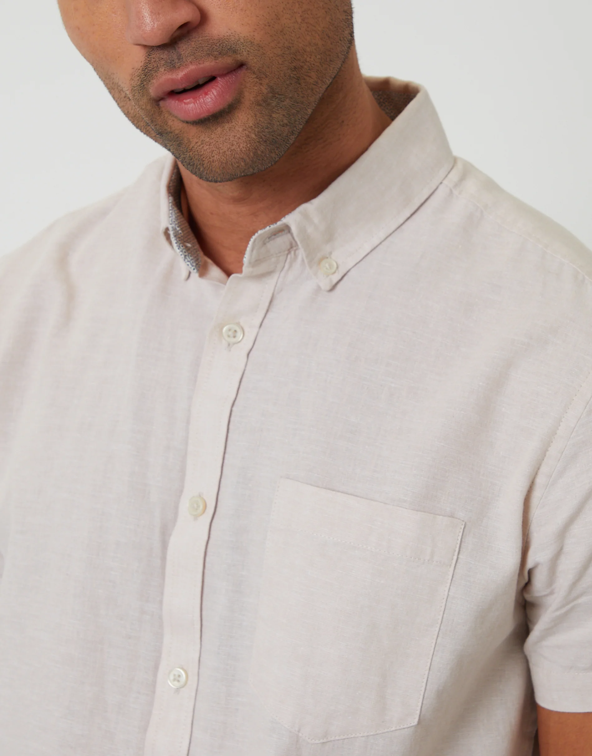 Short Sleeve Linen Blend Shirt in Light Stone - Image 4