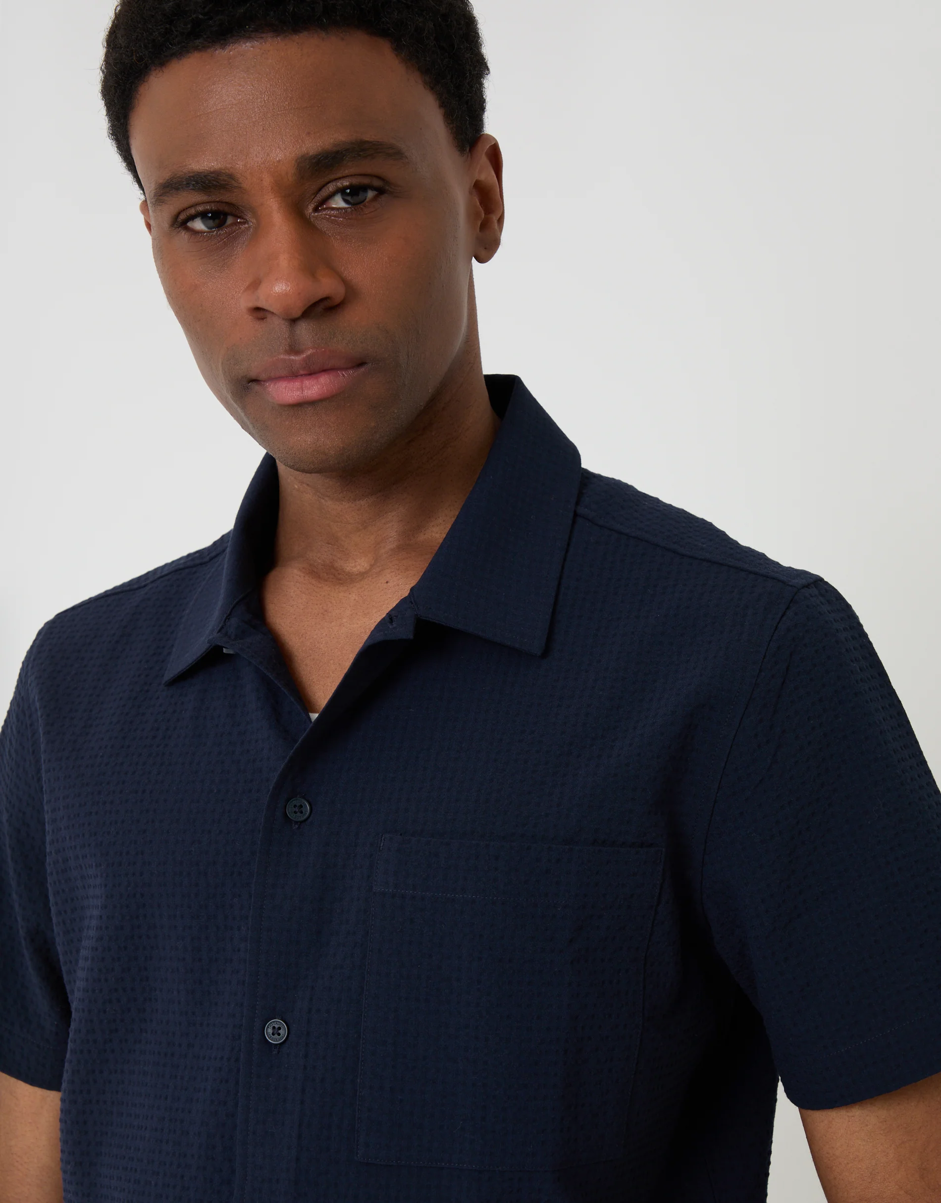Boxy Fit Textured Short Sleeve Shirt in Navy - Image 4