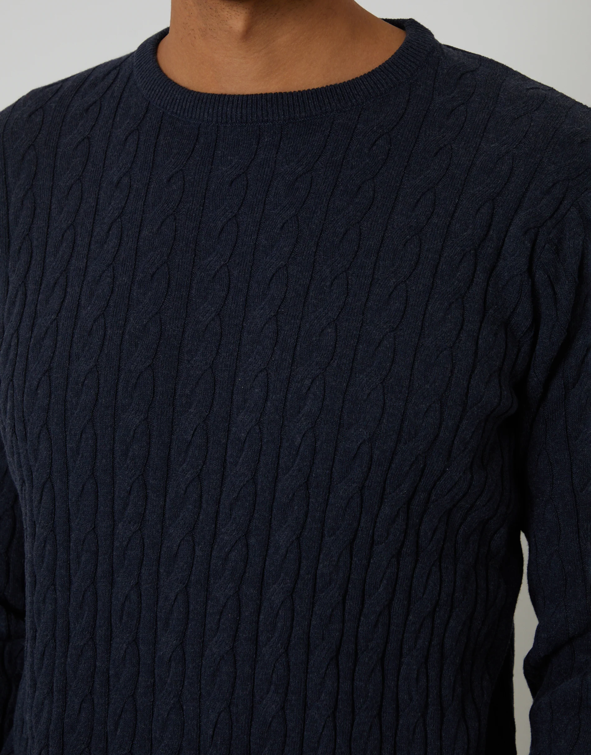 Cable Knit Crew Neck Jumper in Navy - Image 4